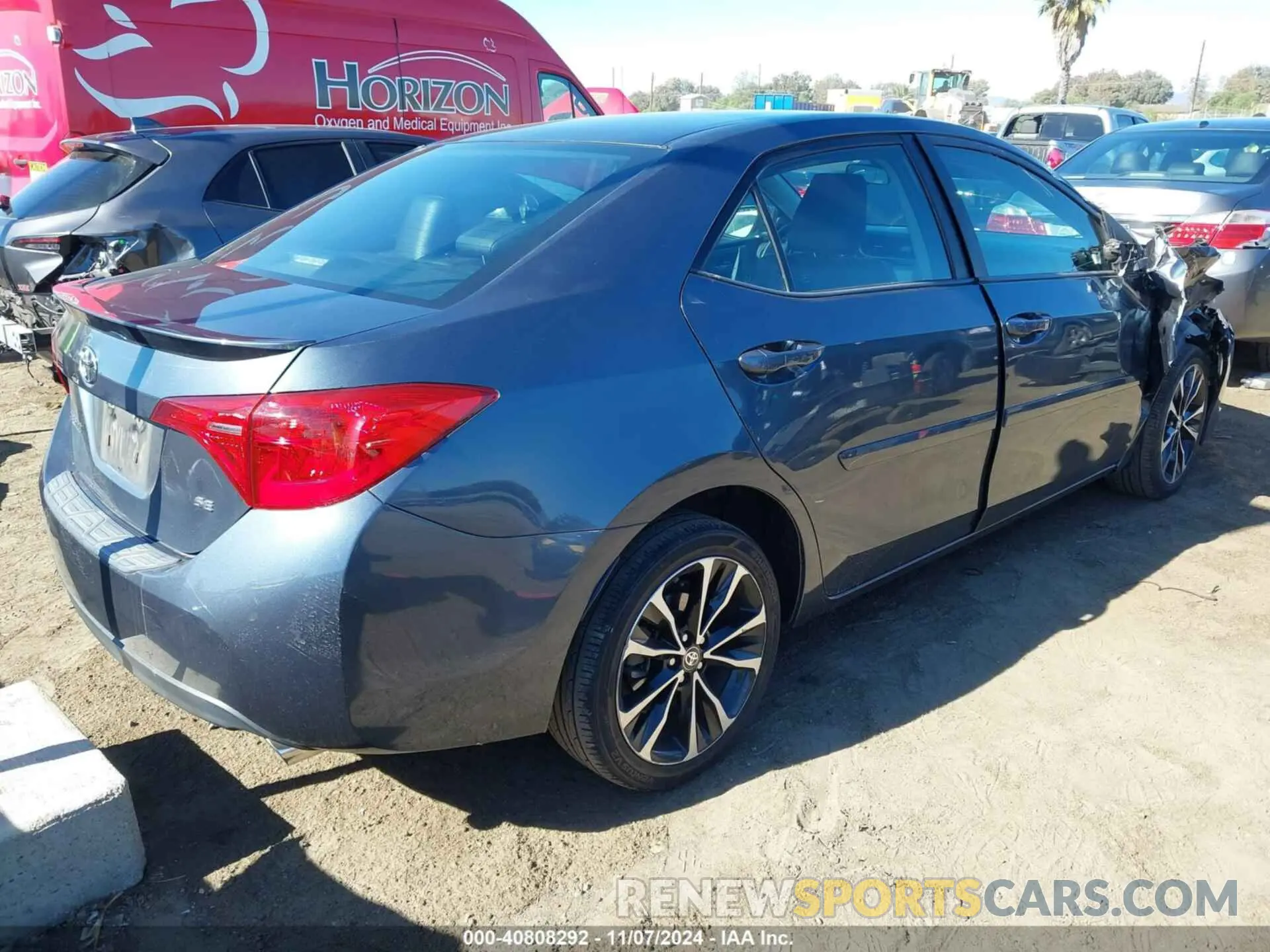 4 Photograph of a damaged car 2T1BURHE0KC160826 TOYOTA COROLLA 2019