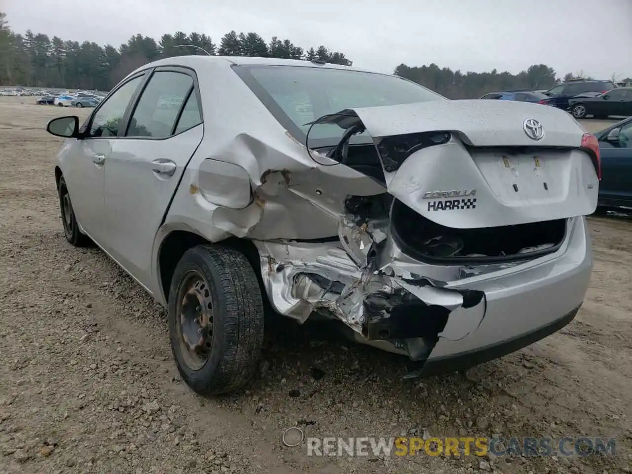 3 Photograph of a damaged car 2T1BURHE0KC164178 TOYOTA COROLLA 2019