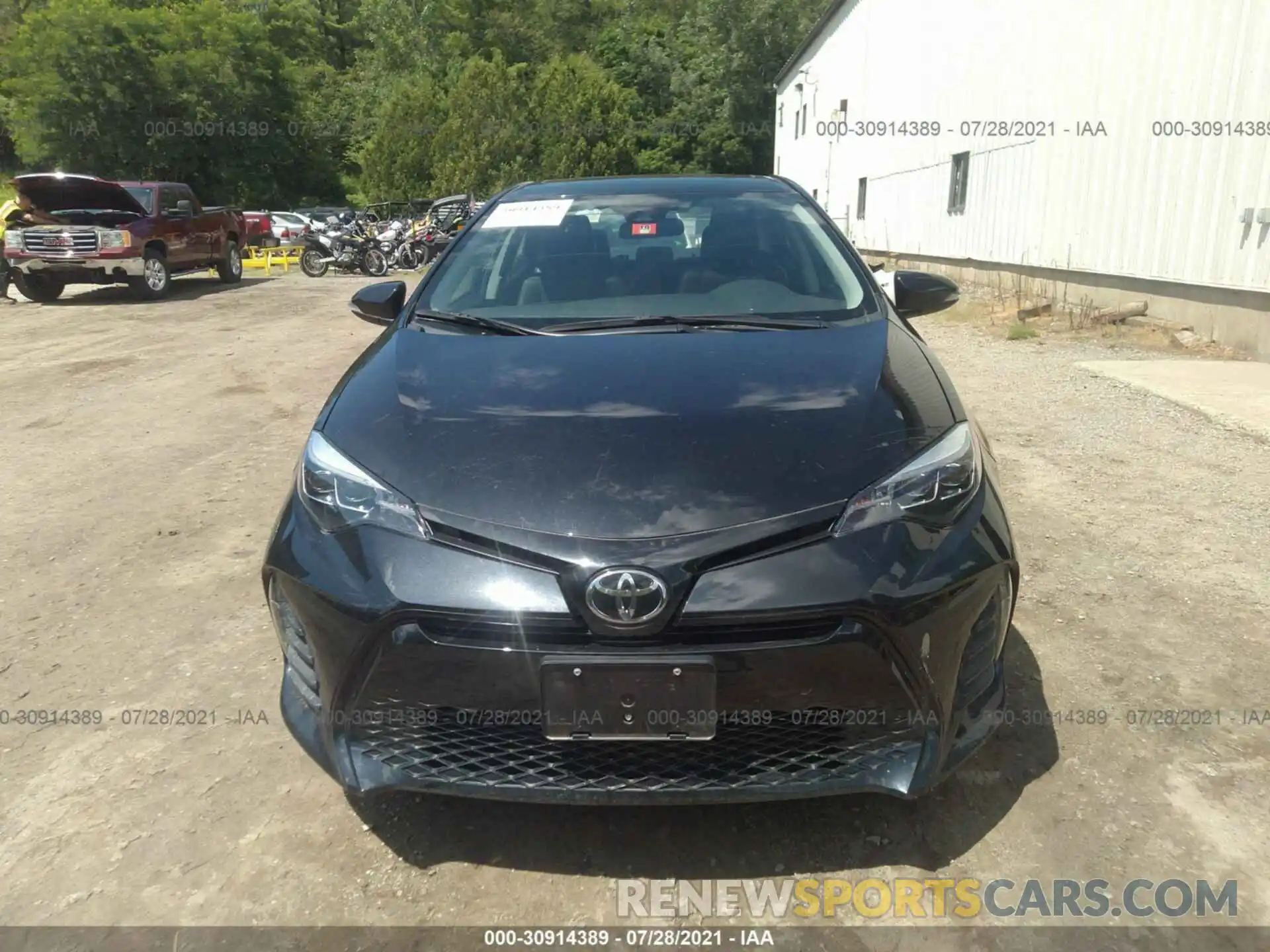 6 Photograph of a damaged car 2T1BURHE0KC165749 TOYOTA COROLLA 2019