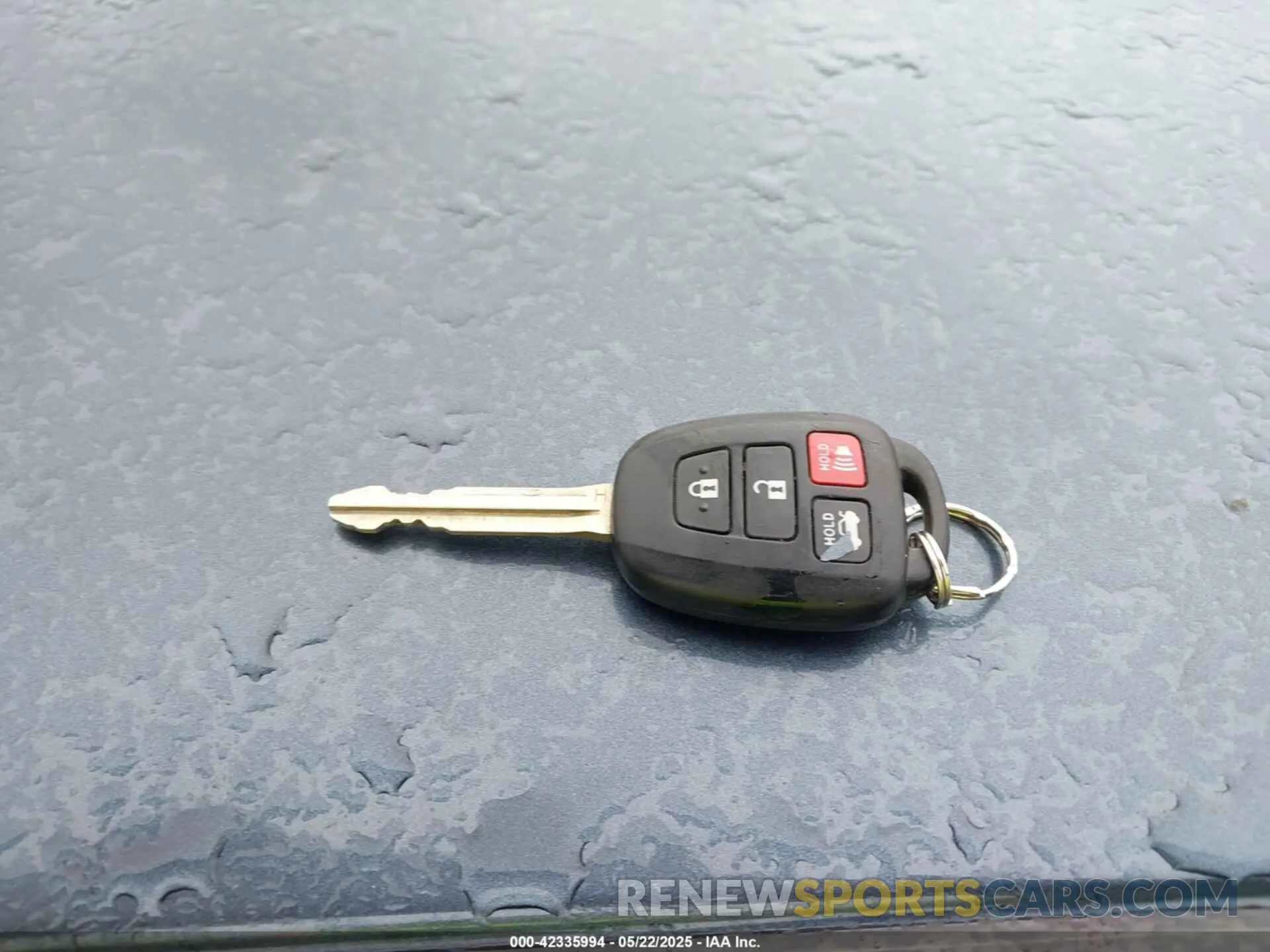 11 Photograph of a damaged car 2T1BURHE0KC167730 TOYOTA COROLLA 2019