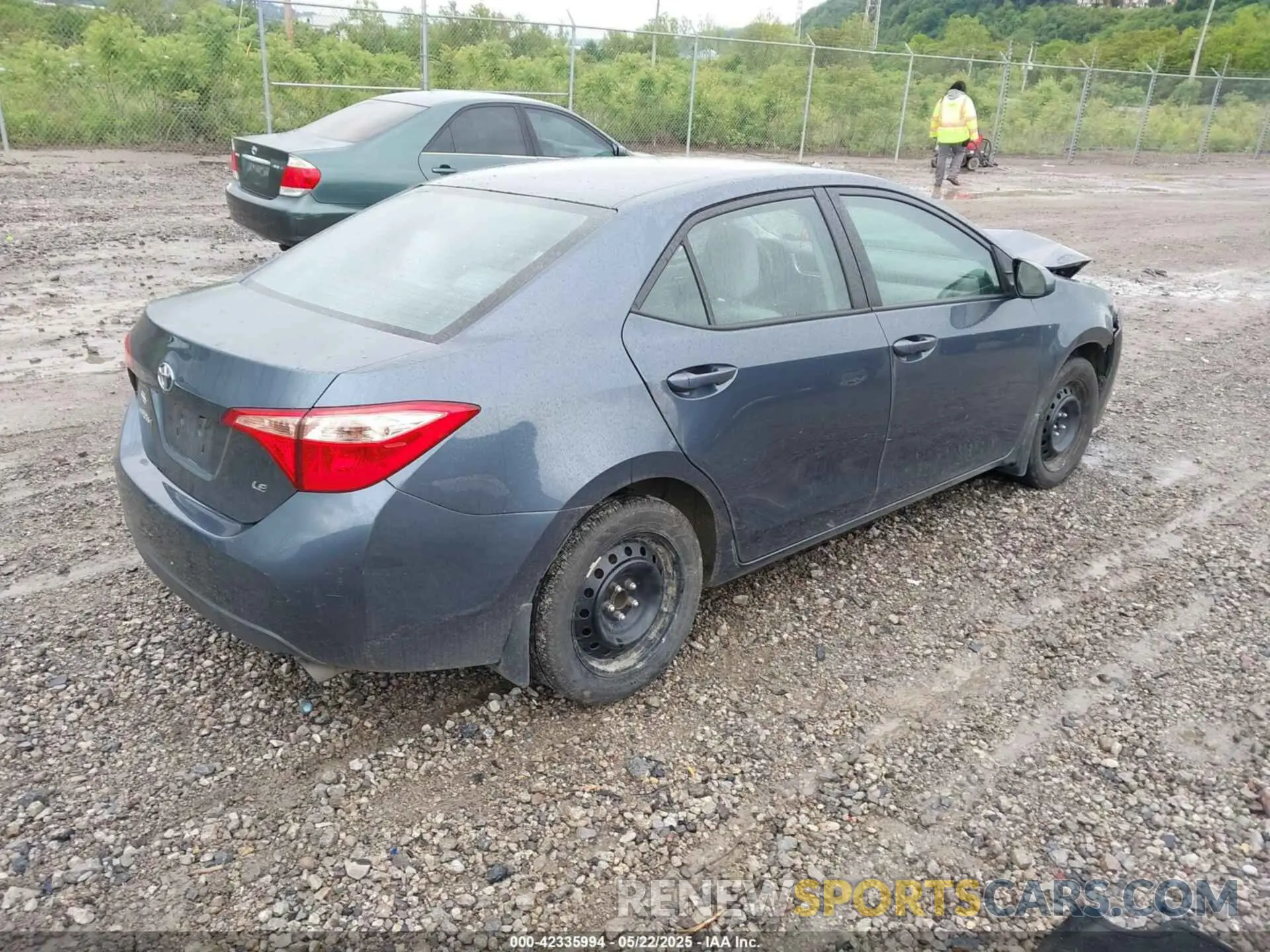 4 Photograph of a damaged car 2T1BURHE0KC167730 TOYOTA COROLLA 2019