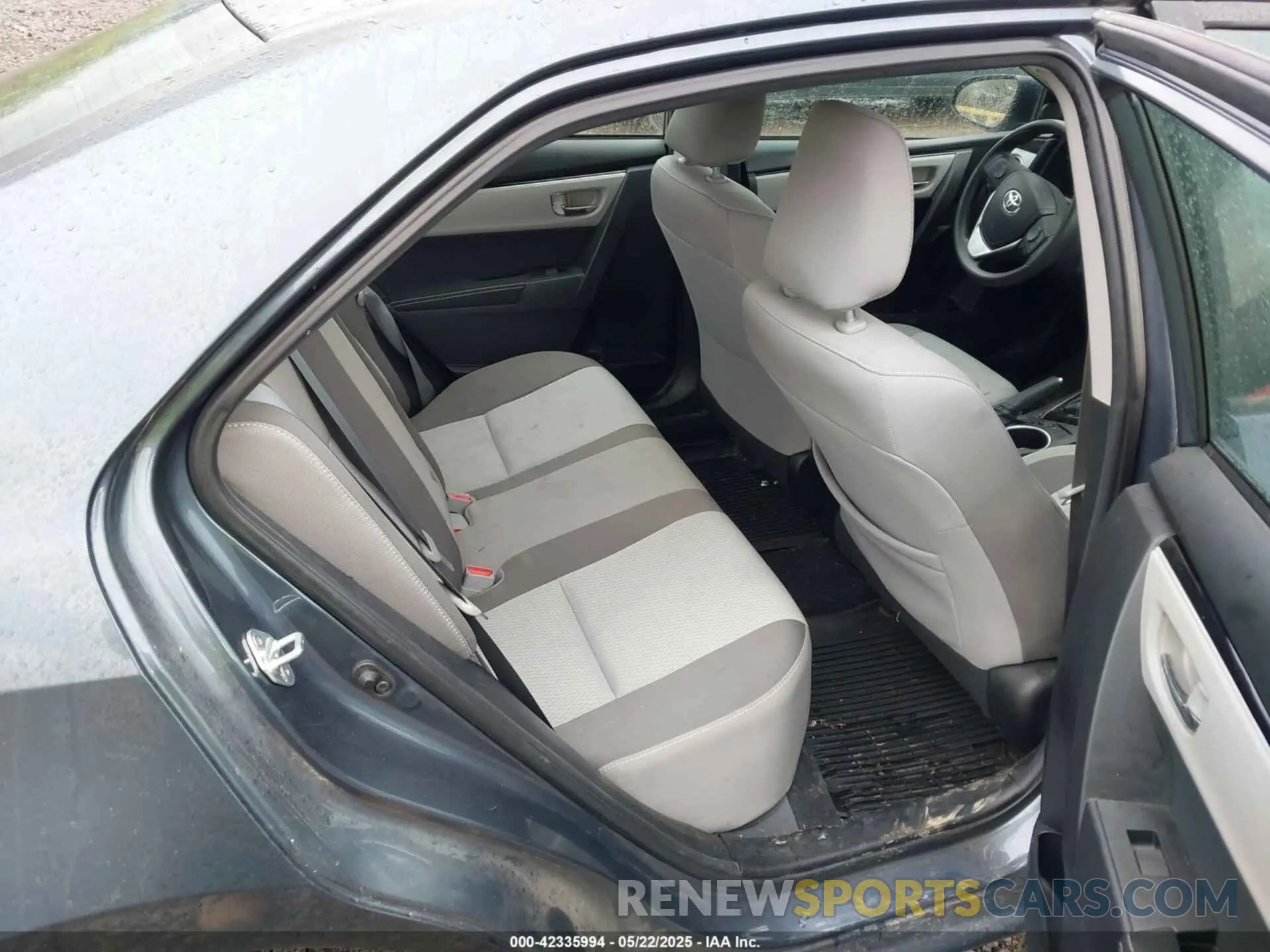 8 Photograph of a damaged car 2T1BURHE0KC167730 TOYOTA COROLLA 2019