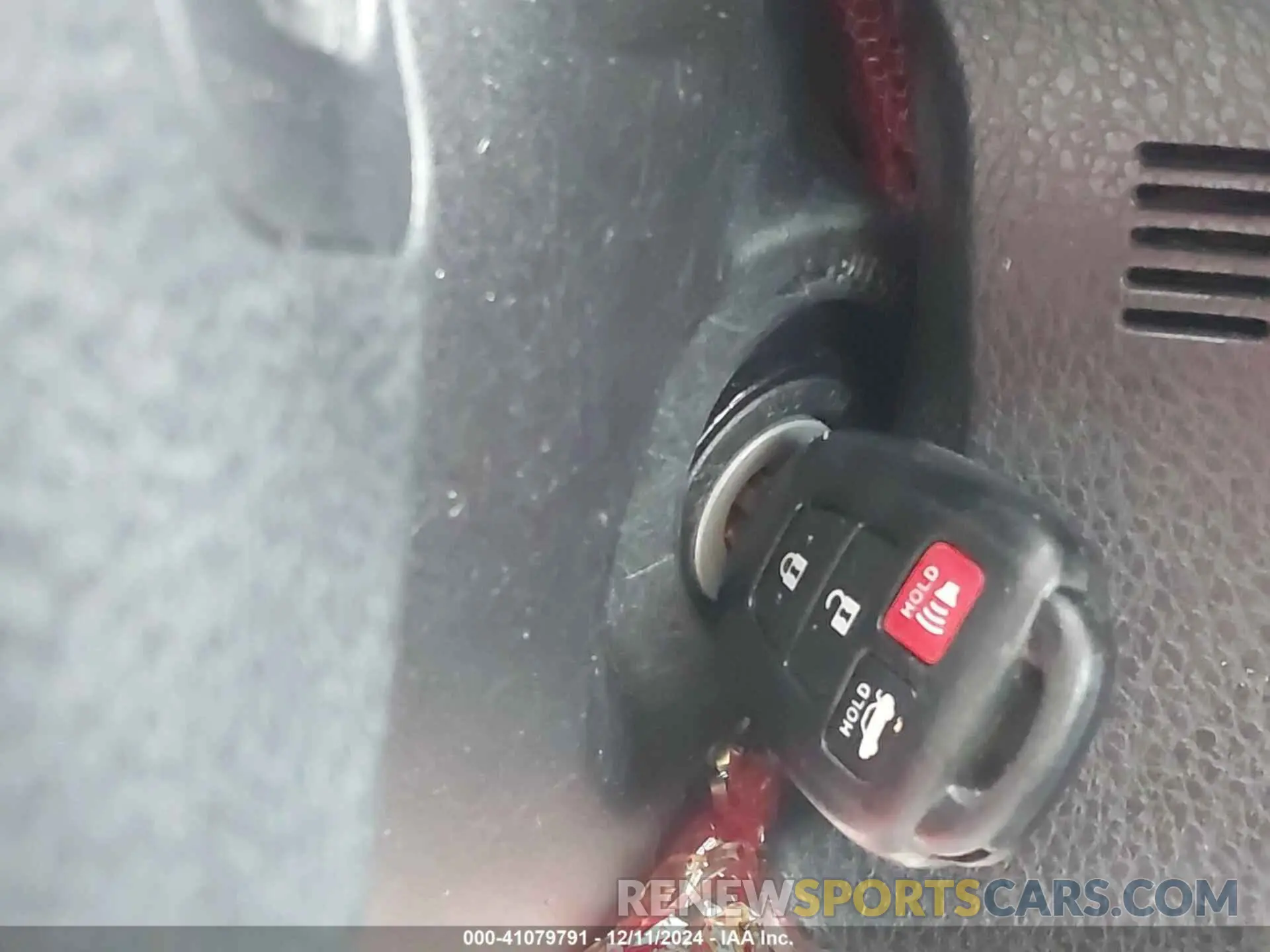 11 Photograph of a damaged car 2T1BURHE0KC169266 TOYOTA COROLLA 2019
