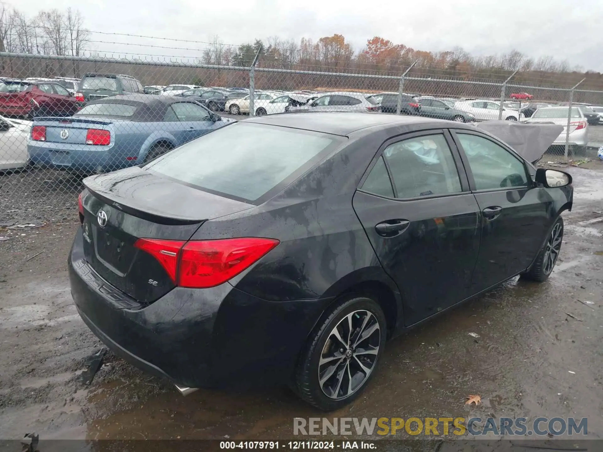 4 Photograph of a damaged car 2T1BURHE0KC169266 TOYOTA COROLLA 2019