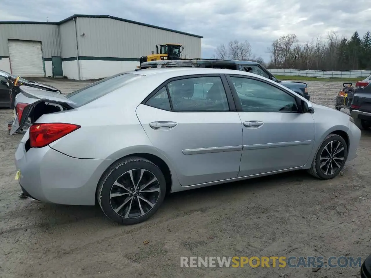 3 Photograph of a damaged car 2T1BURHE0KC175116 TOYOTA COROLLA 2019