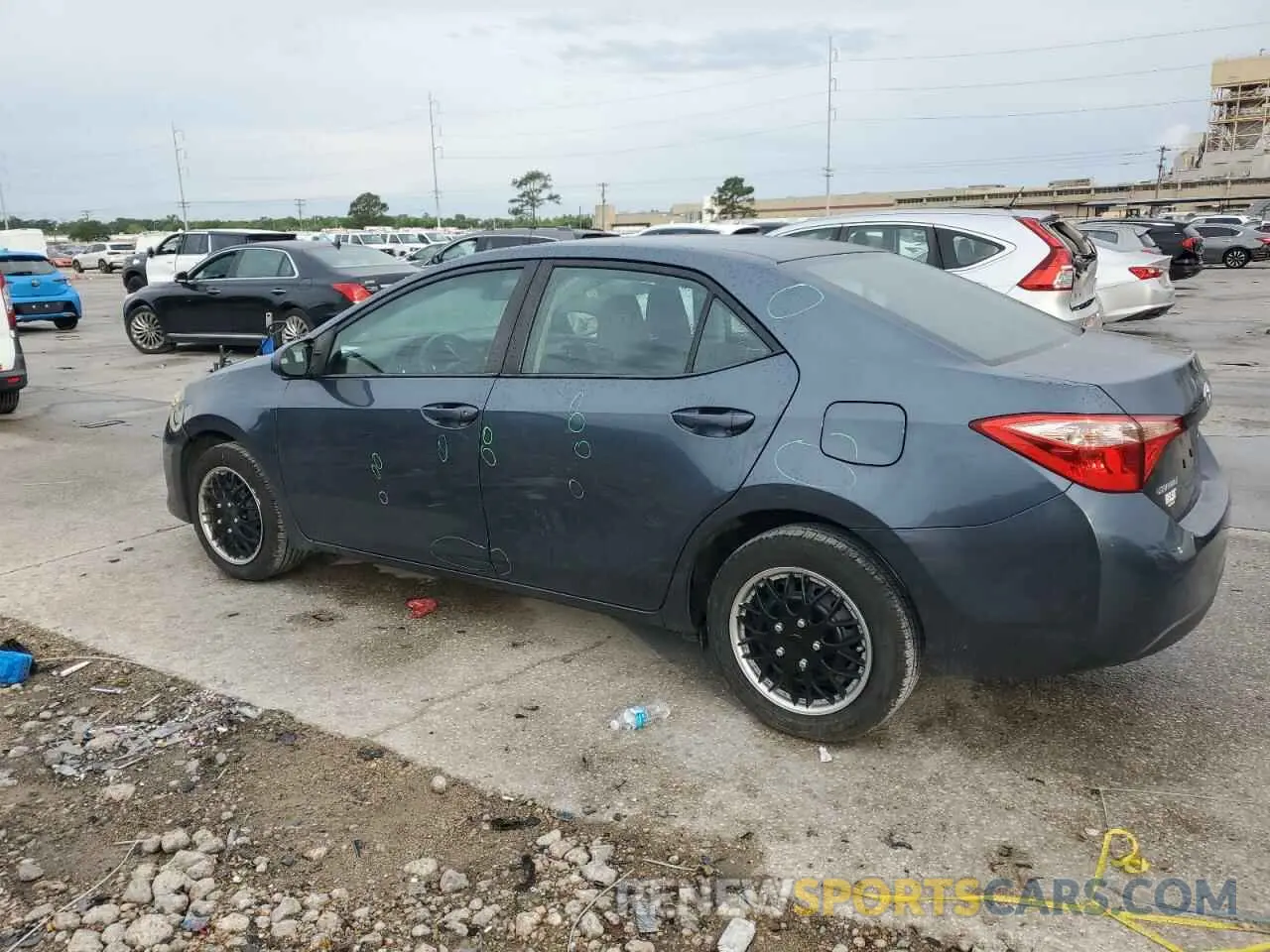 2 Photograph of a damaged car 2T1BURHE0KC176007 TOYOTA COROLLA 2019