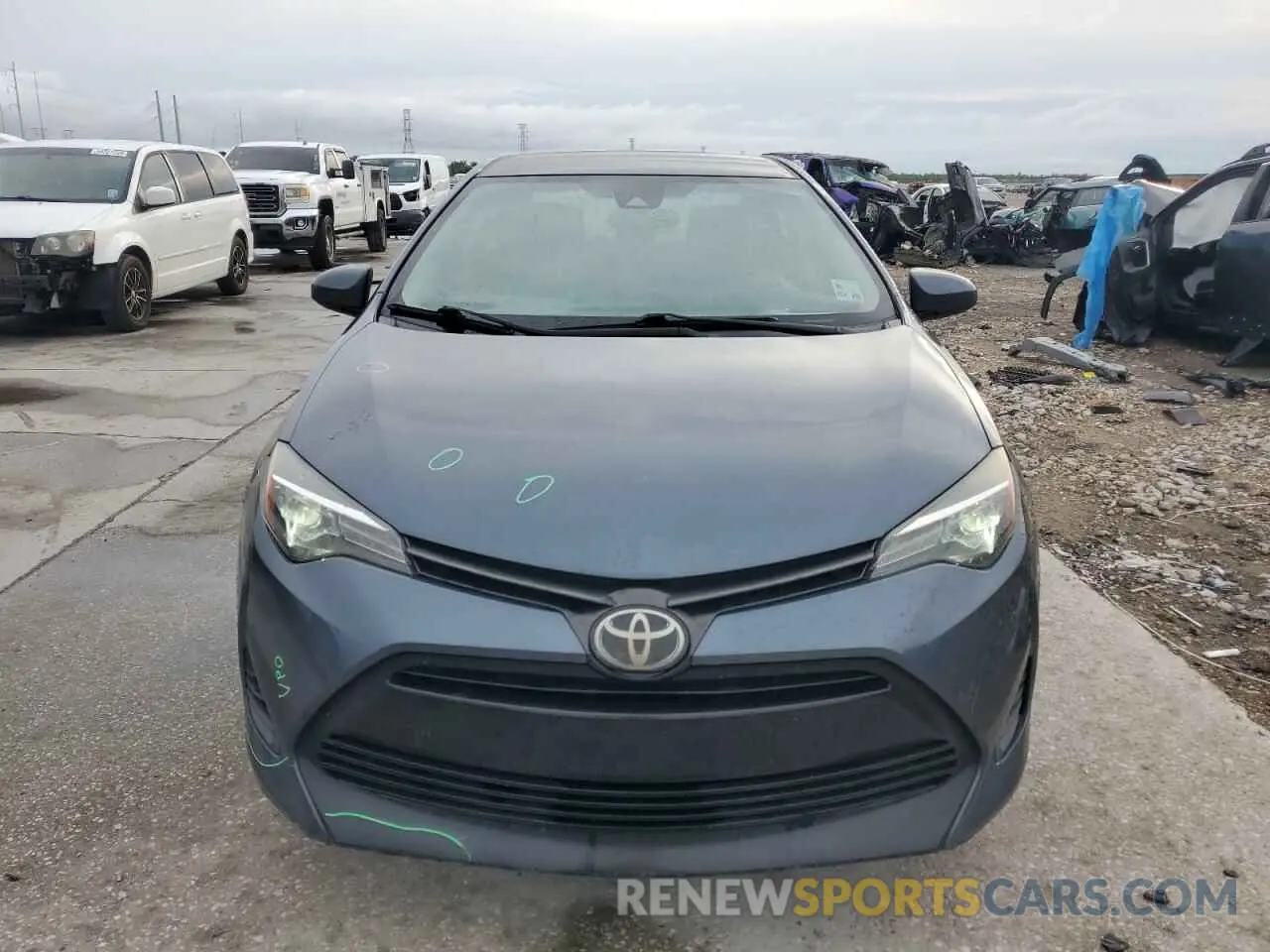 5 Photograph of a damaged car 2T1BURHE0KC176007 TOYOTA COROLLA 2019