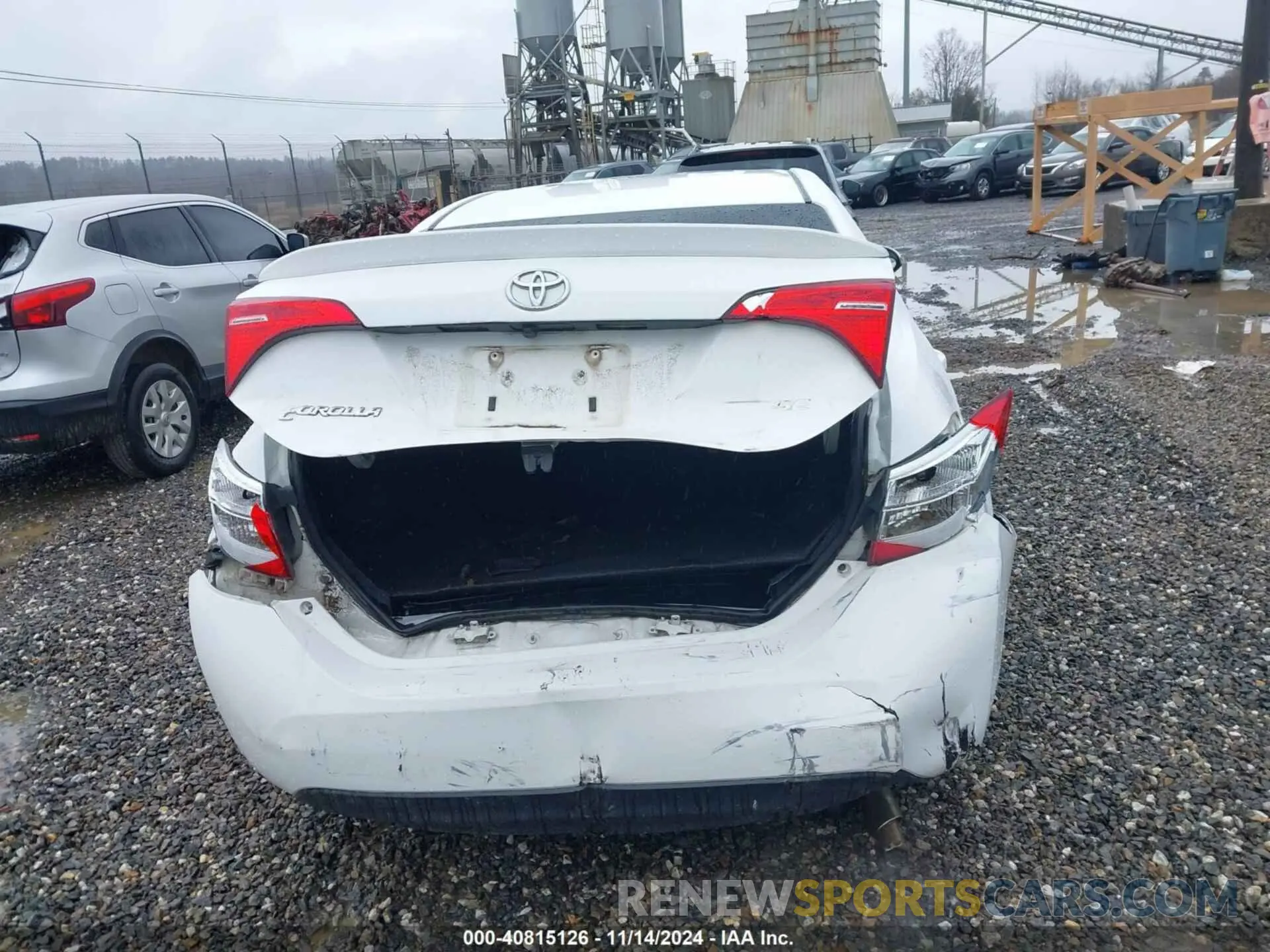 16 Photograph of a damaged car 2T1BURHE0KC178372 TOYOTA COROLLA 2019