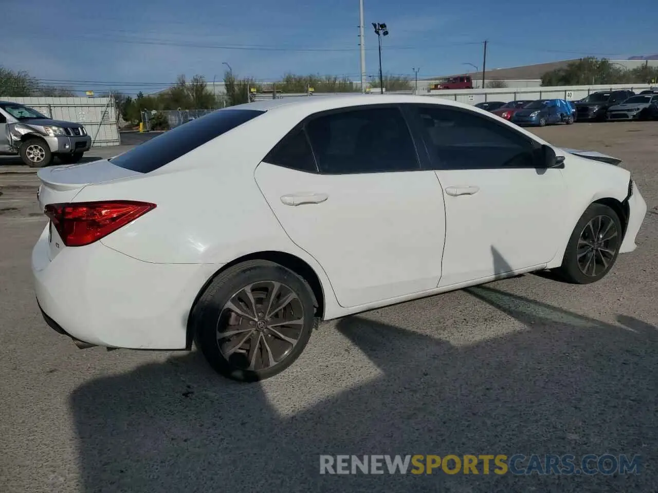 3 Photograph of a damaged car 2T1BURHE0KC180350 TOYOTA COROLLA 2019
