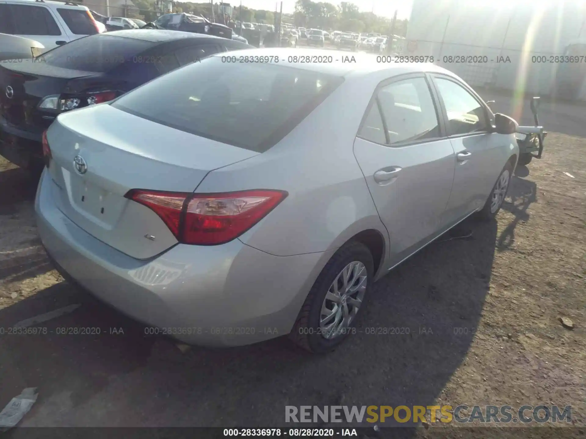 4 Photograph of a damaged car 2T1BURHE0KC185872 TOYOTA COROLLA 2019