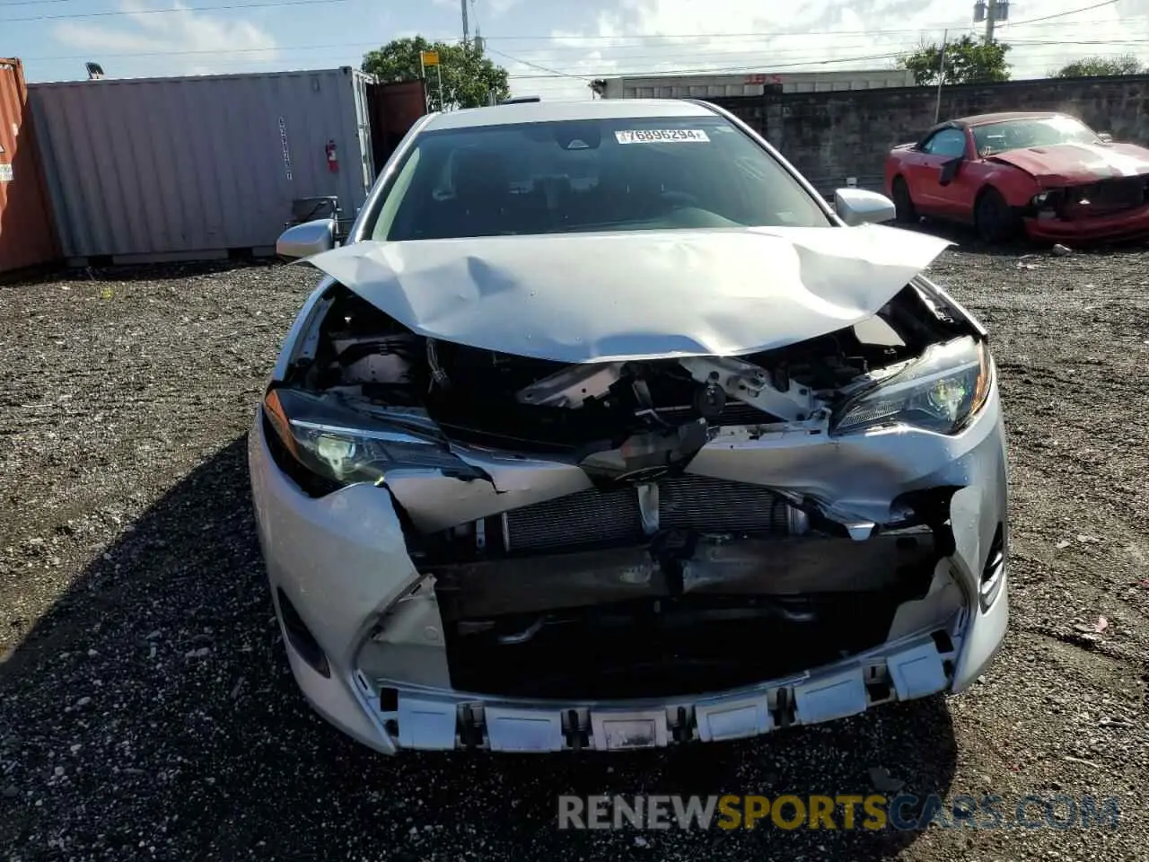 5 Photograph of a damaged car 2T1BURHE0KC185936 TOYOTA COROLLA 2019