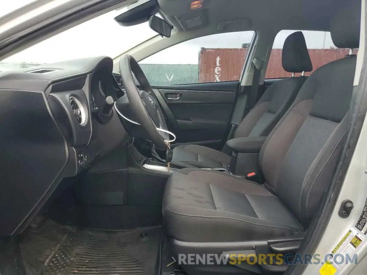 7 Photograph of a damaged car 2T1BURHE0KC185936 TOYOTA COROLLA 2019