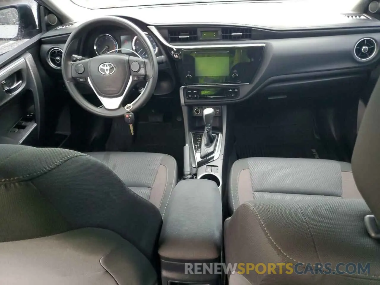 8 Photograph of a damaged car 2T1BURHE0KC185936 TOYOTA COROLLA 2019