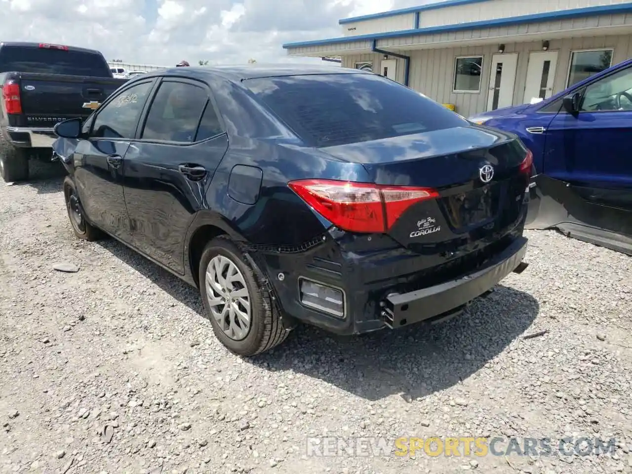 3 Photograph of a damaged car 2T1BURHE0KC189498 TOYOTA COROLLA 2019