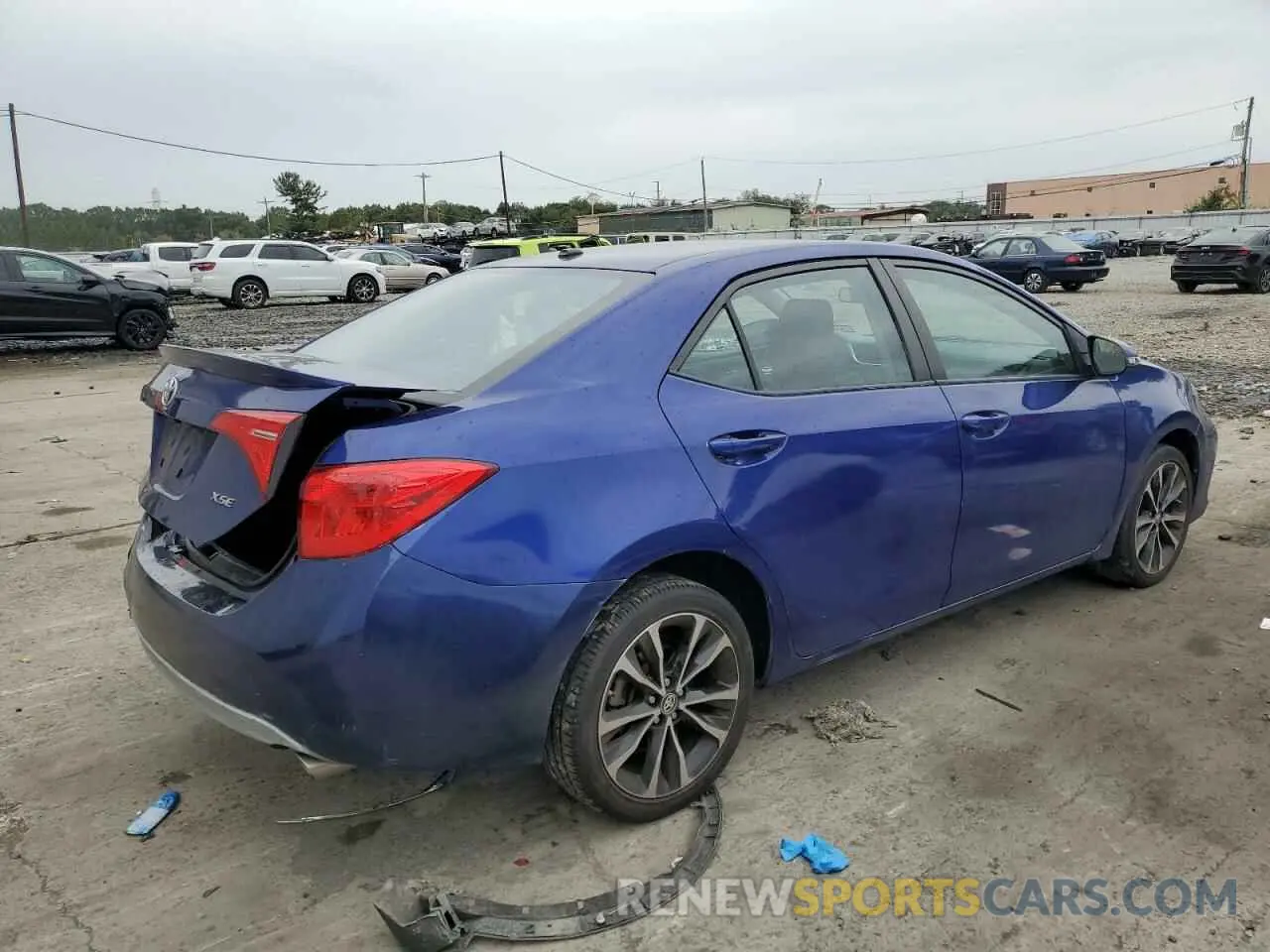 3 Photograph of a damaged car 2T1BURHE0KC191784 TOYOTA COROLLA 2019