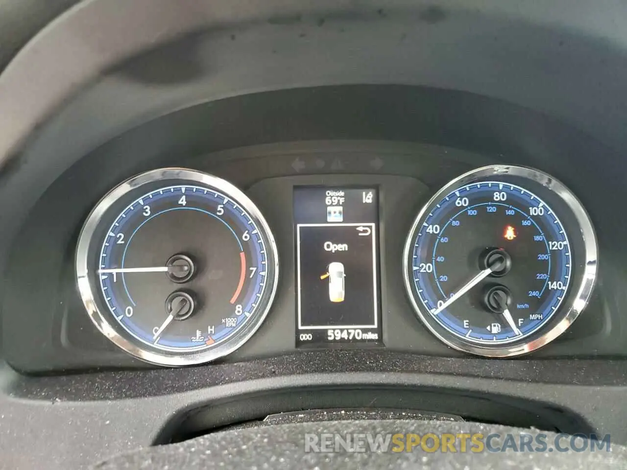 9 Photograph of a damaged car 2T1BURHE0KC191784 TOYOTA COROLLA 2019