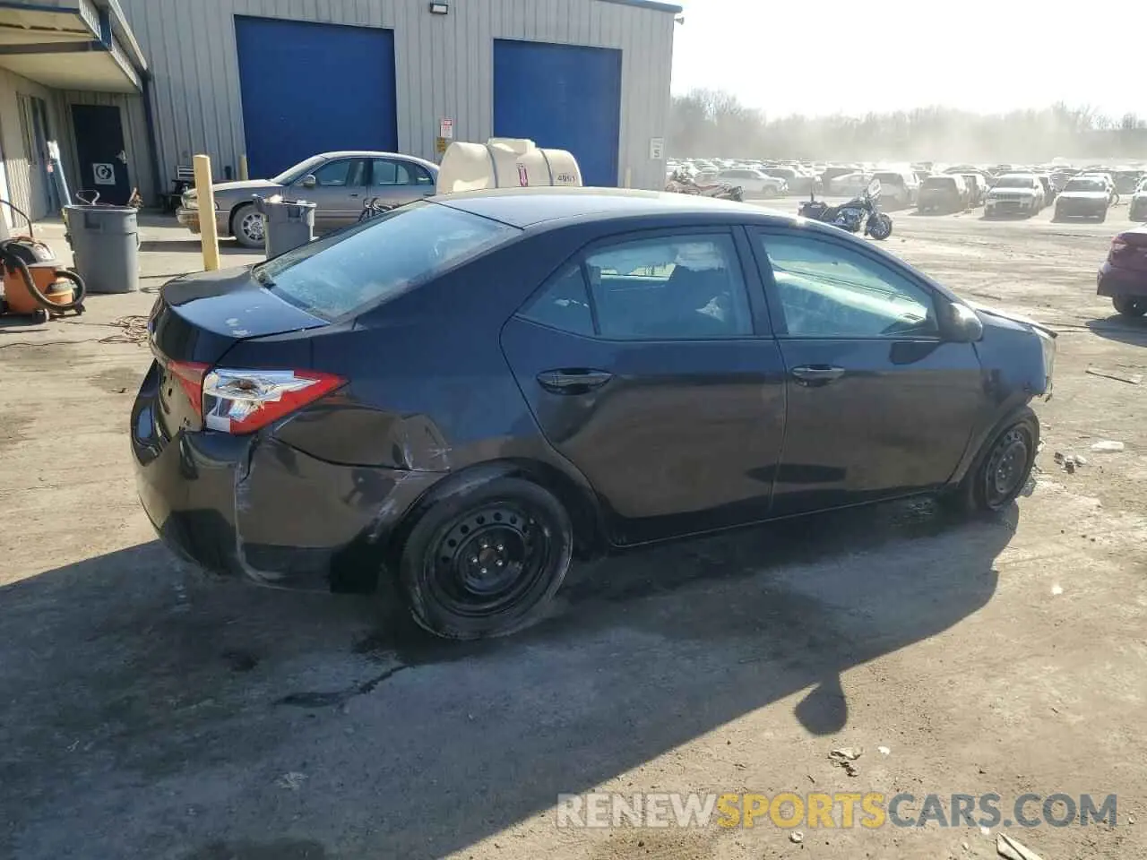 3 Photograph of a damaged car 2T1BURHE0KC192773 TOYOTA COROLLA 2019
