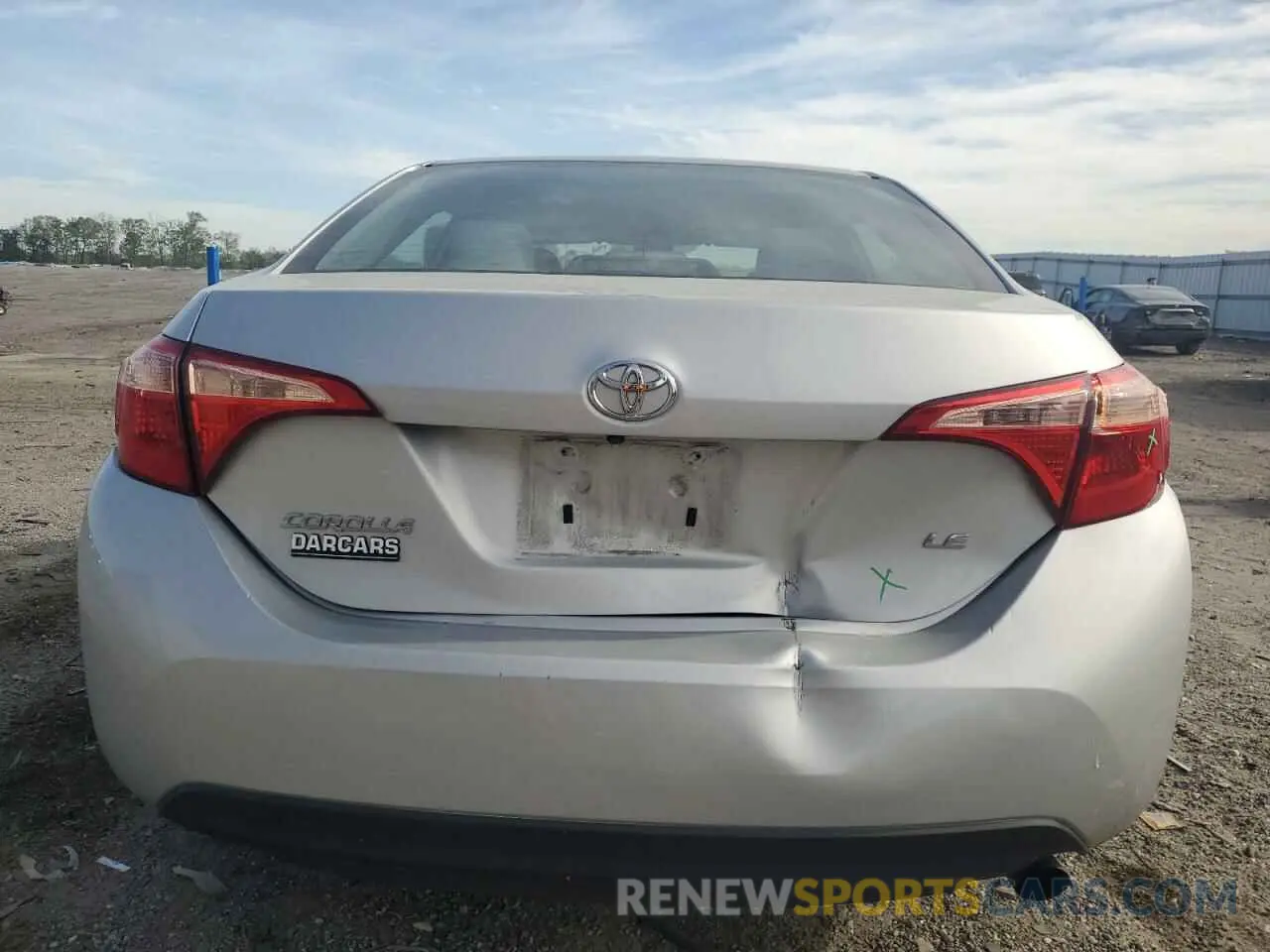 6 Photograph of a damaged car 2T1BURHE0KC193647 TOYOTA COROLLA 2019