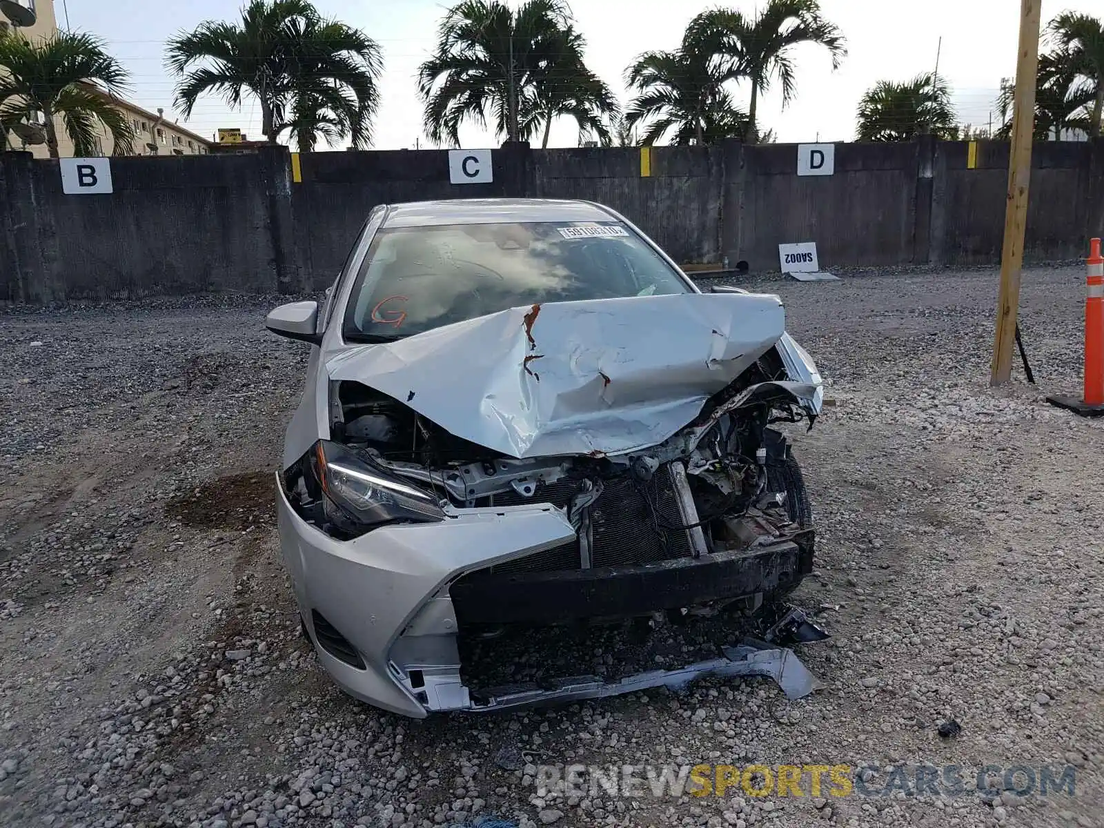 9 Photograph of a damaged car 2T1BURHE0KC194796 TOYOTA COROLLA 2019