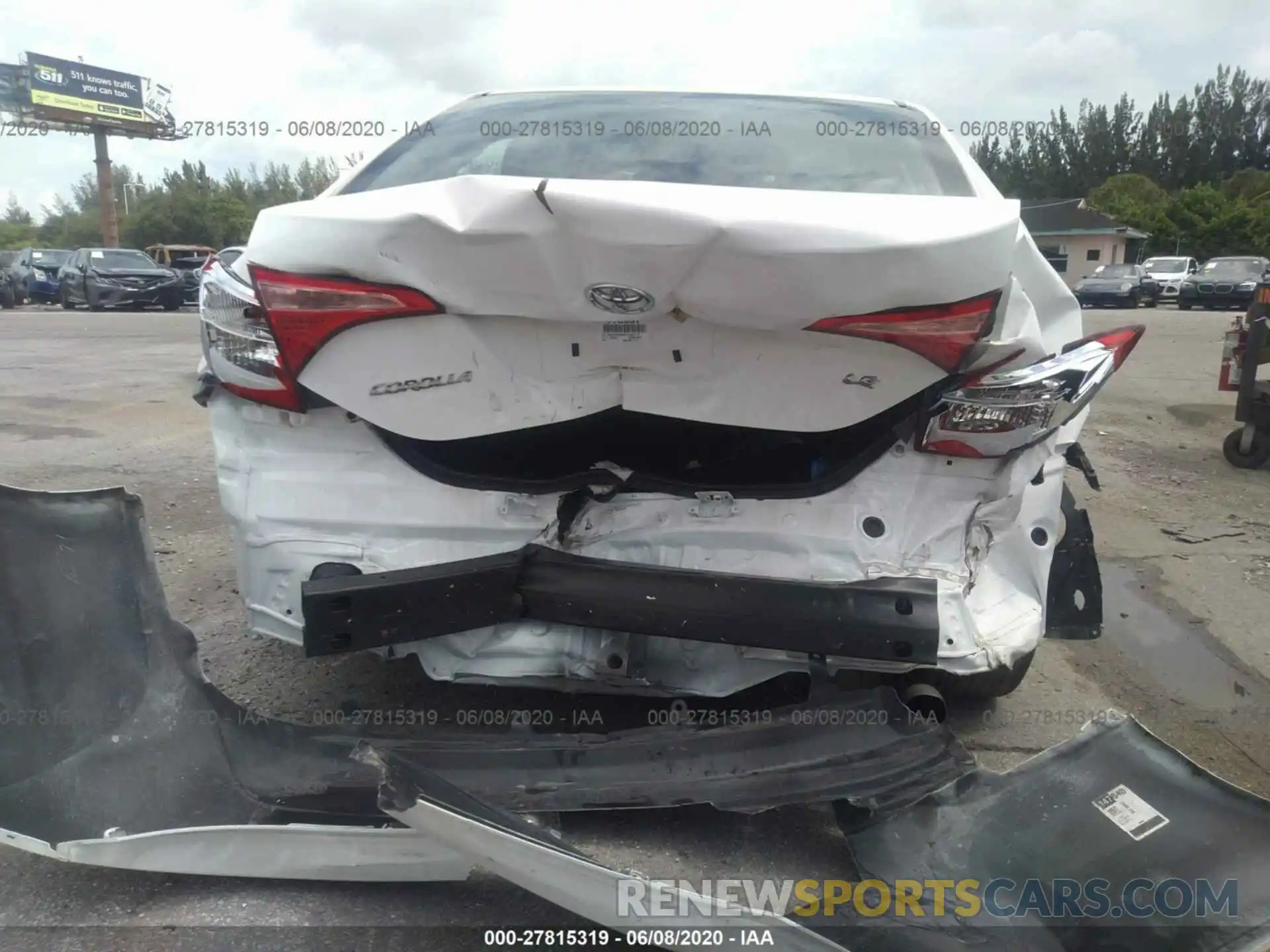 6 Photograph of a damaged car 2T1BURHE0KC199710 TOYOTA COROLLA 2019