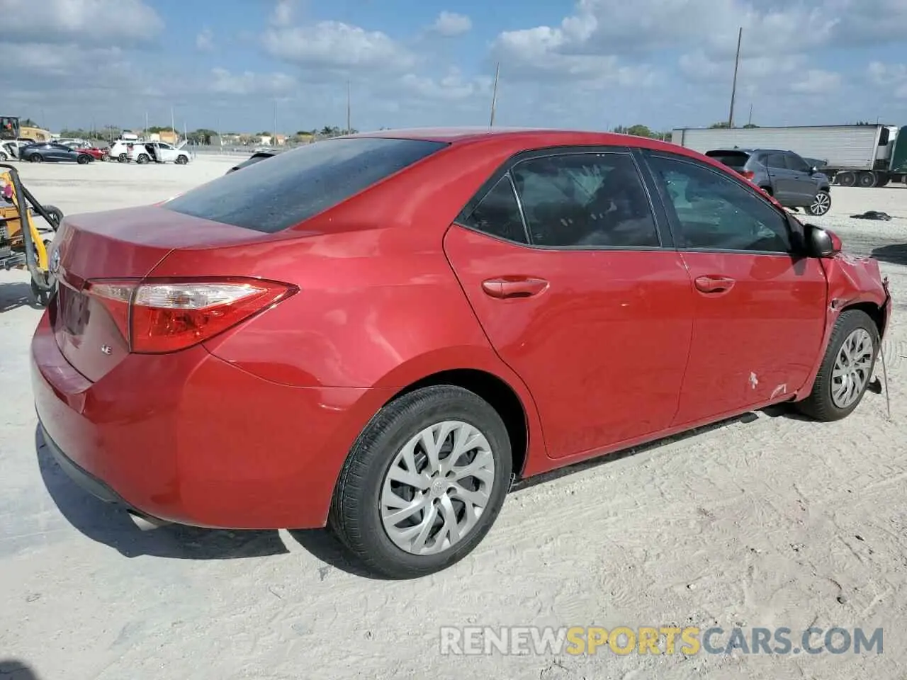 3 Photograph of a damaged car 2T1BURHE0KC203335 TOYOTA COROLLA 2019