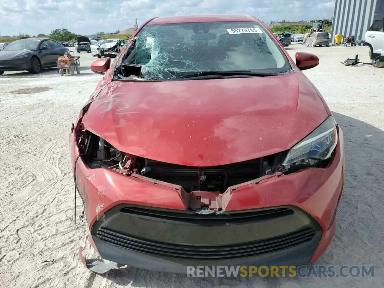 5 Photograph of a damaged car 2T1BURHE0KC203335 TOYOTA COROLLA 2019