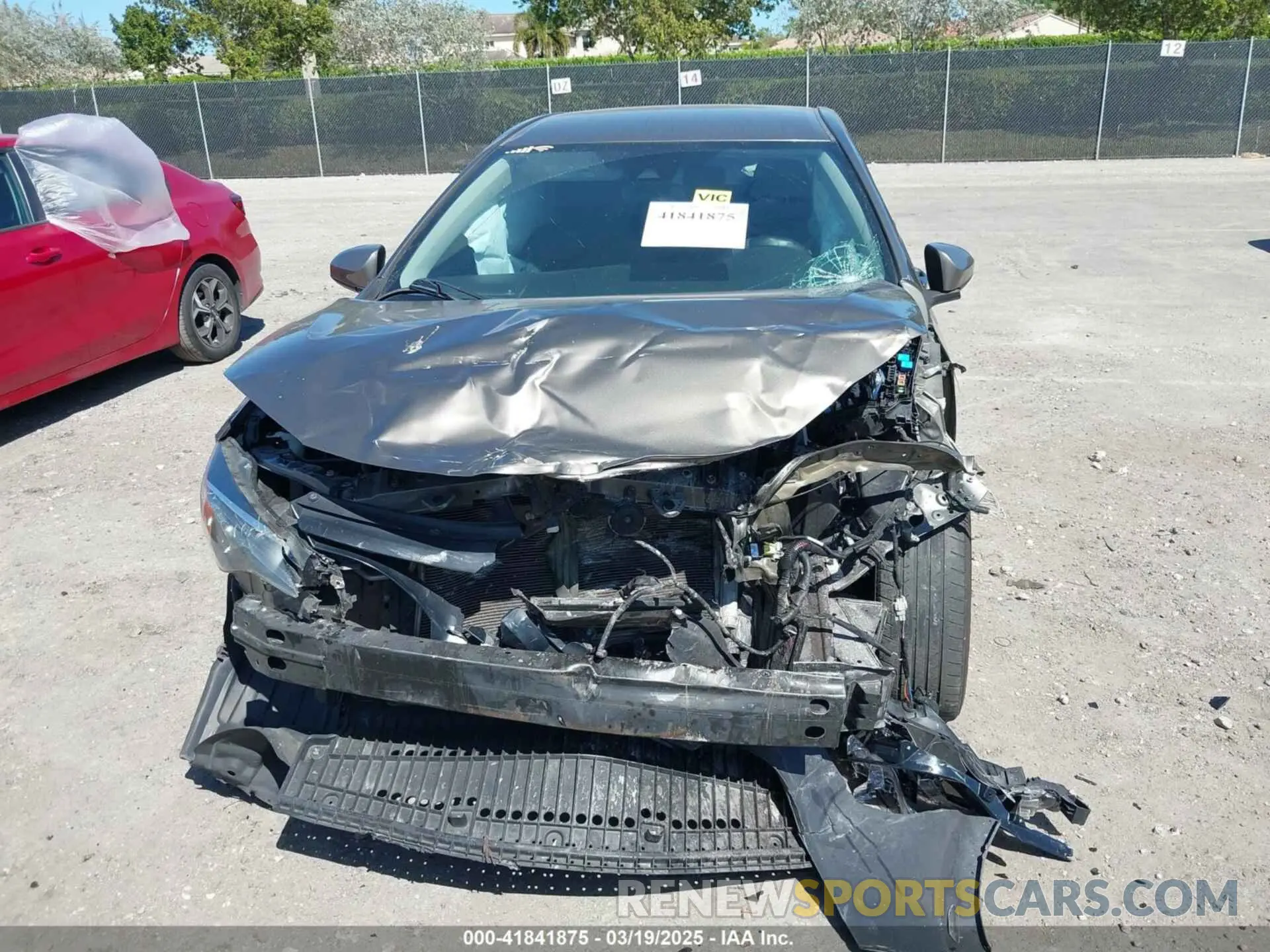 13 Photograph of a damaged car 2T1BURHE0KC204159 TOYOTA COROLLA 2019