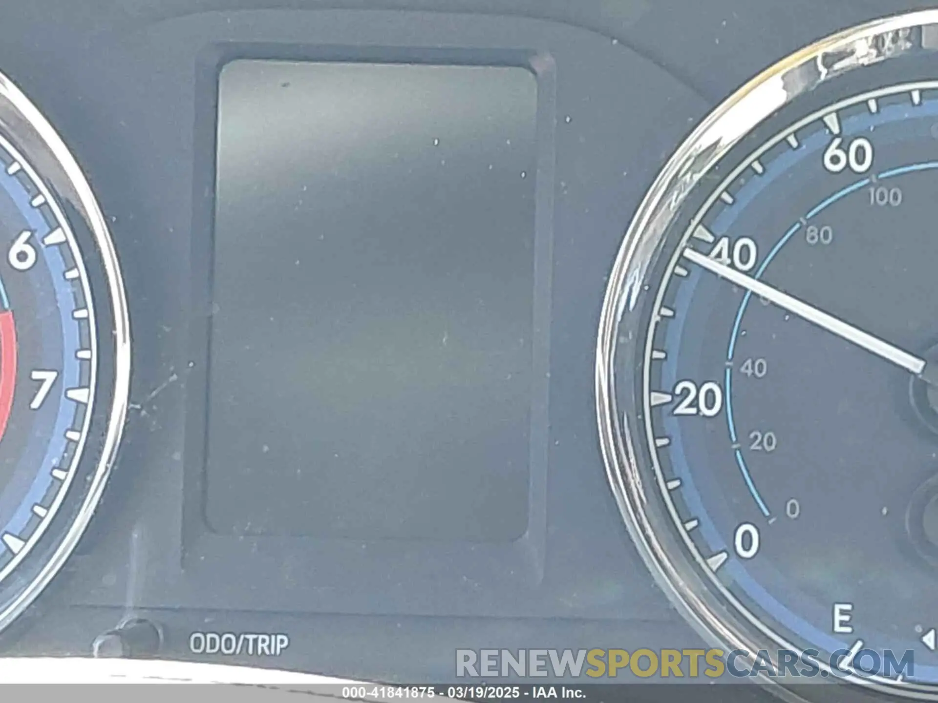 16 Photograph of a damaged car 2T1BURHE0KC204159 TOYOTA COROLLA 2019