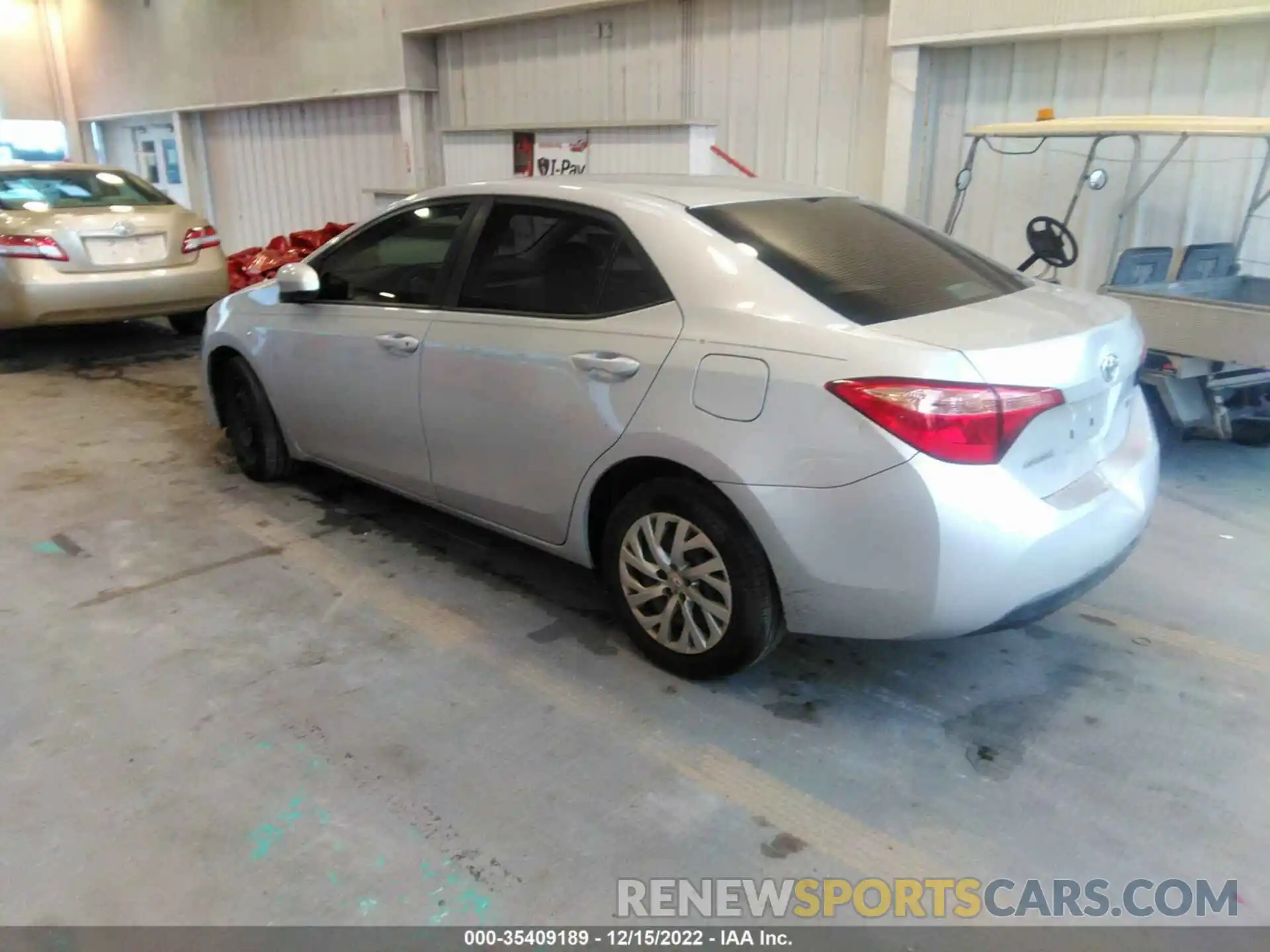 3 Photograph of a damaged car 2T1BURHE0KC204873 TOYOTA COROLLA 2019