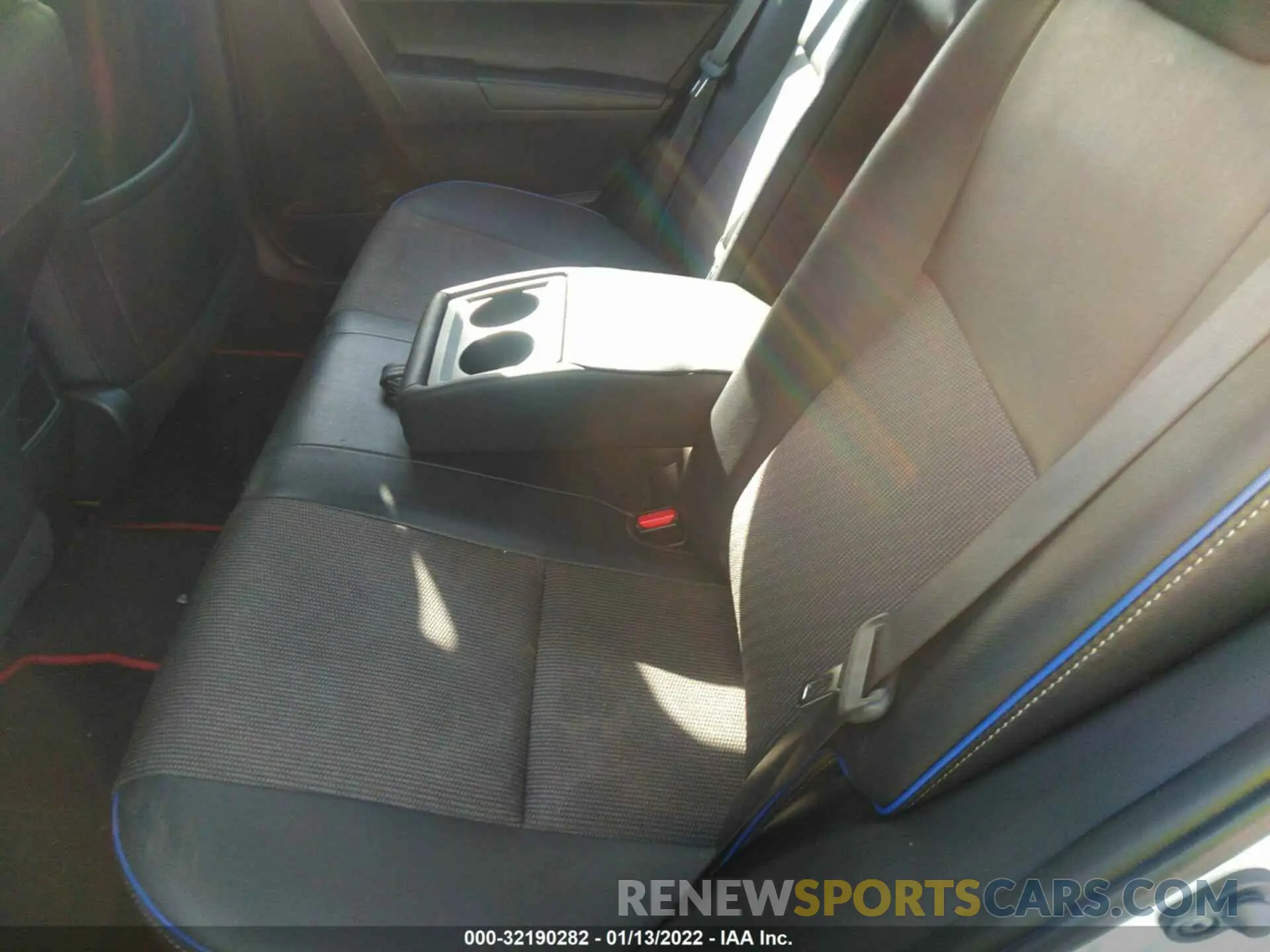 8 Photograph of a damaged car 2T1BURHE0KC209541 TOYOTA COROLLA 2019