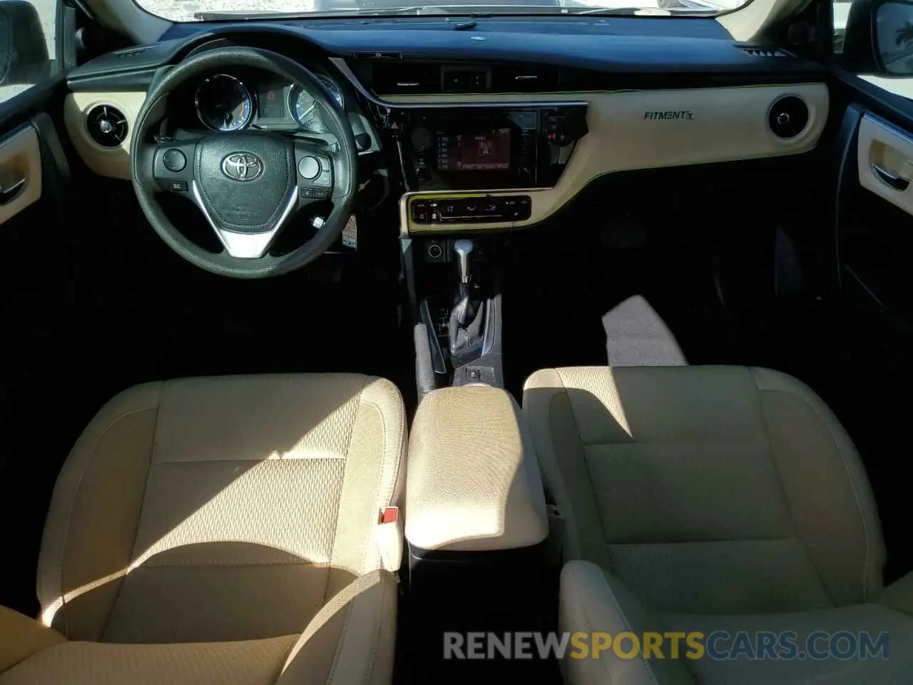 8 Photograph of a damaged car 2T1BURHE0KC214156 TOYOTA COROLLA 2019