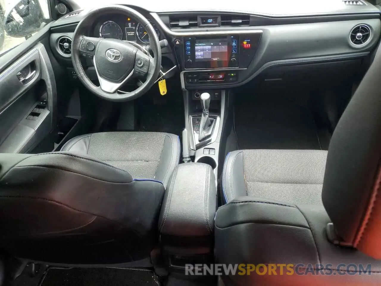 8 Photograph of a damaged car 2T1BURHE0KC214609 TOYOTA COROLLA 2019