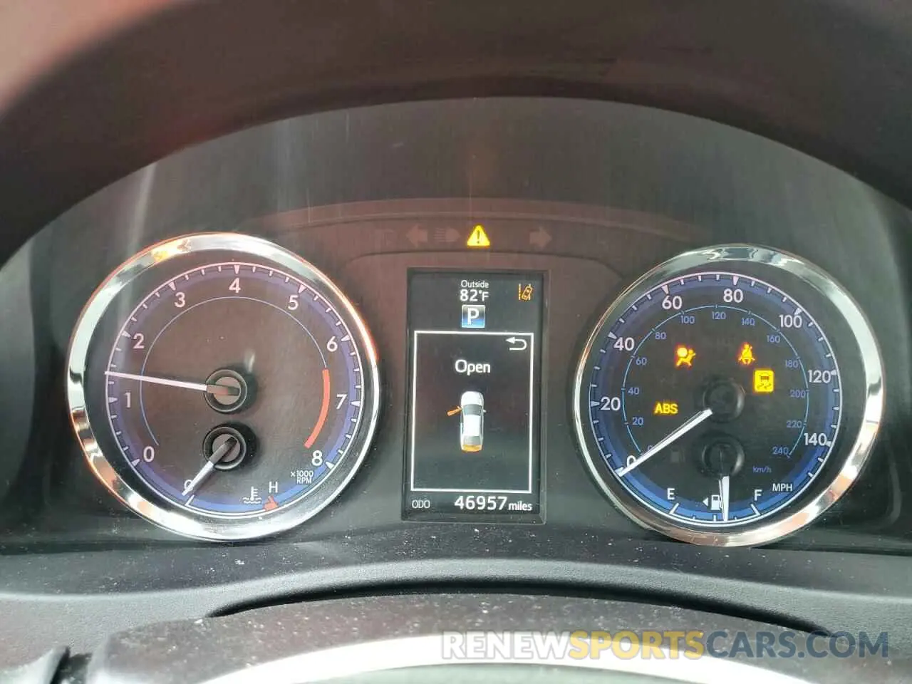 9 Photograph of a damaged car 2T1BURHE0KC214609 TOYOTA COROLLA 2019
