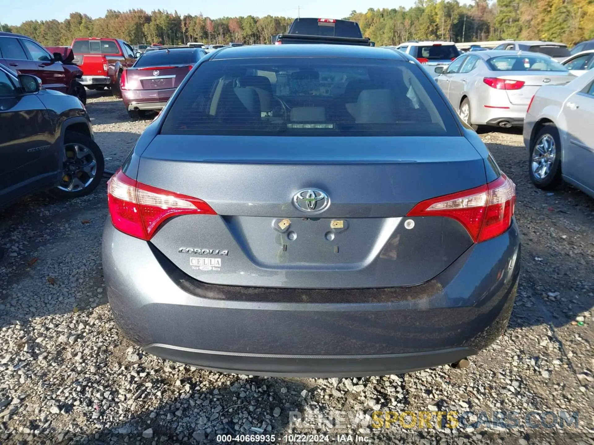 16 Photograph of a damaged car 2T1BURHE0KC217669 TOYOTA COROLLA 2019
