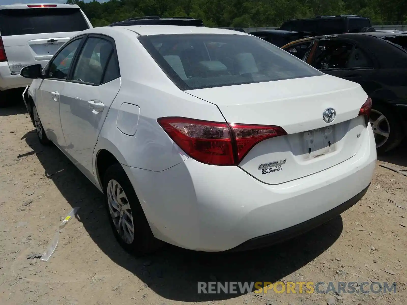 3 Photograph of a damaged car 2T1BURHE0KC222273 TOYOTA COROLLA 2019