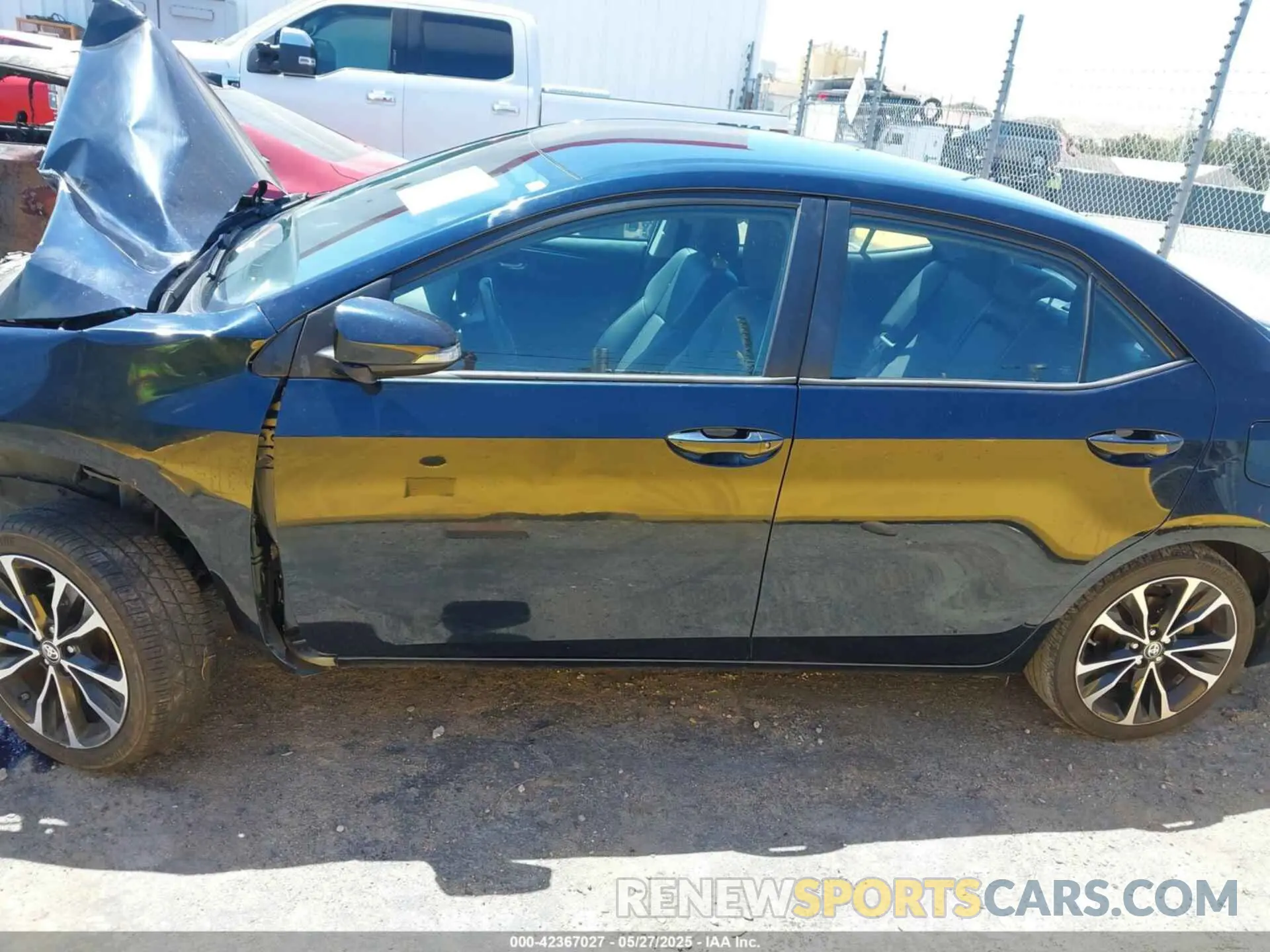 14 Photograph of a damaged car 2T1BURHE0KC222385 TOYOTA COROLLA 2019