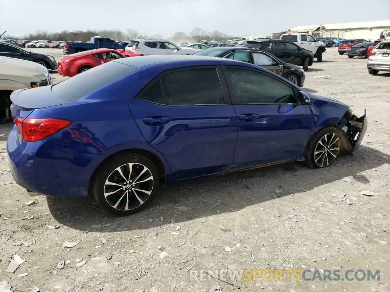 3 Photograph of a damaged car 2T1BURHE0KC225903 TOYOTA COROLLA 2019
