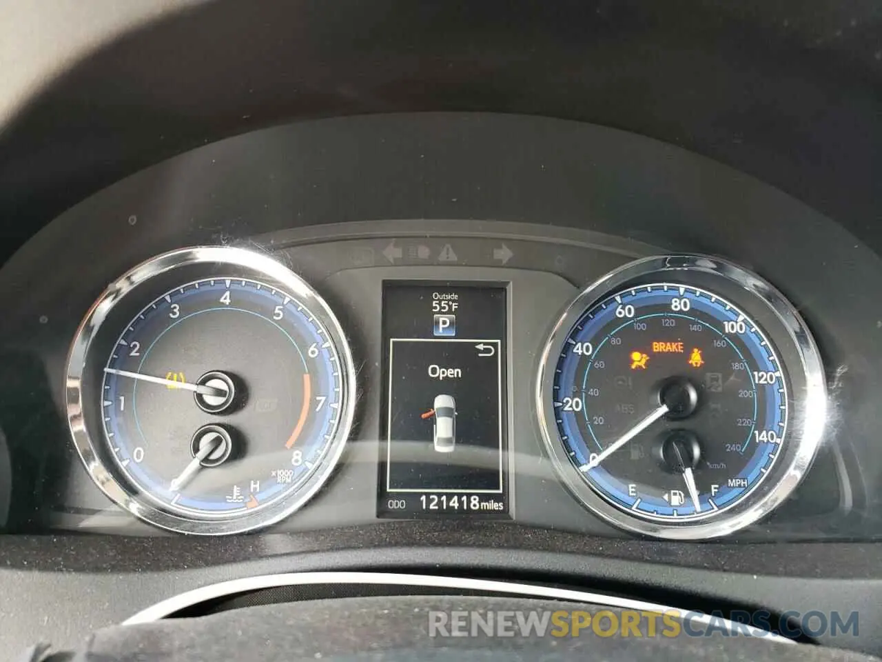 9 Photograph of a damaged car 2T1BURHE0KC225903 TOYOTA COROLLA 2019
