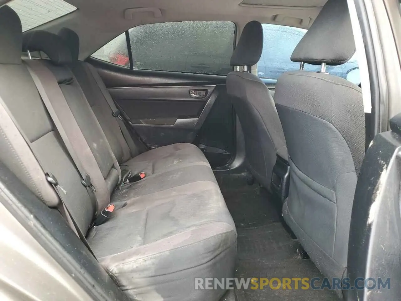 10 Photograph of a damaged car 2T1BURHE0KC237095 TOYOTA COROLLA 2019