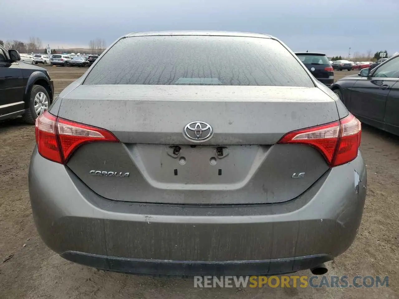 6 Photograph of a damaged car 2T1BURHE0KC237095 TOYOTA COROLLA 2019