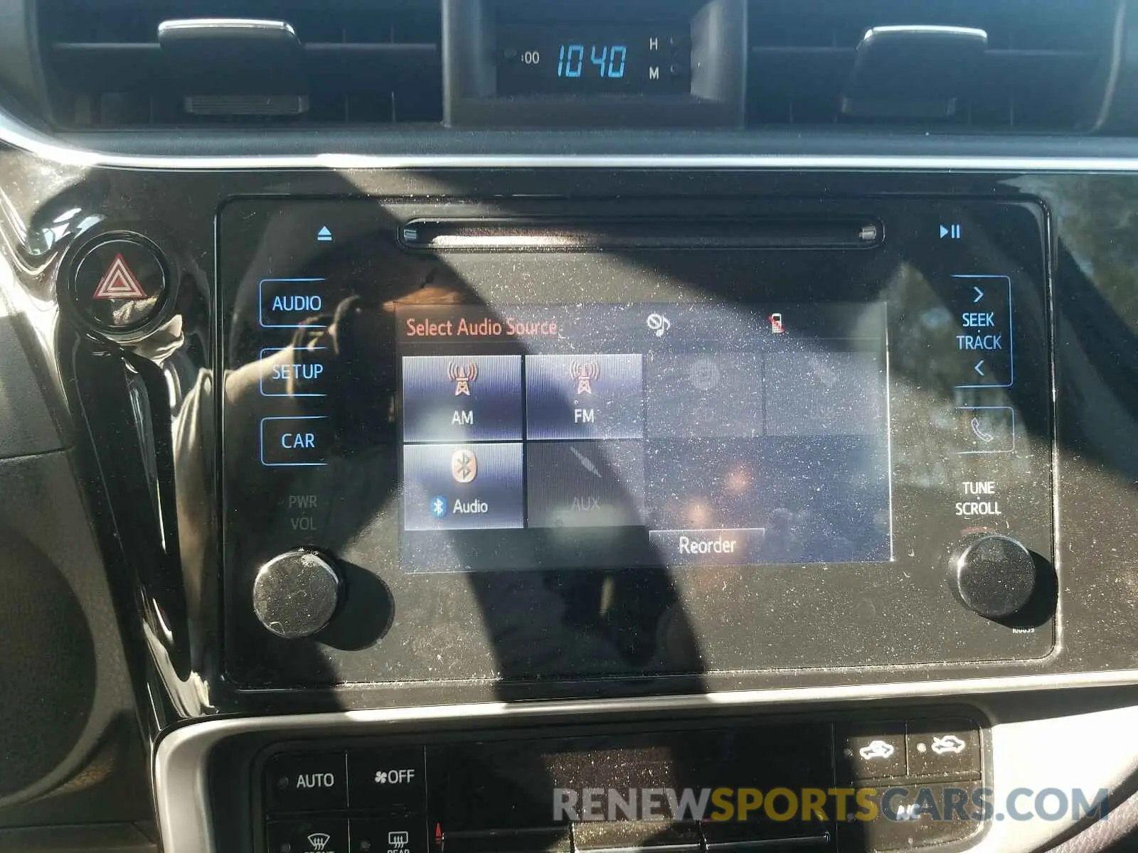 9 Photograph of a damaged car 2T1BURHE0KC237419 TOYOTA COROLLA 2019