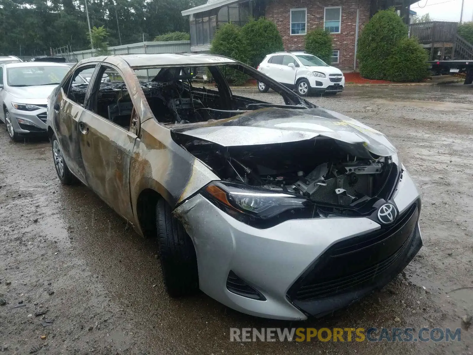 1 Photograph of a damaged car 2T1BURHE0KC241664 TOYOTA COROLLA 2019