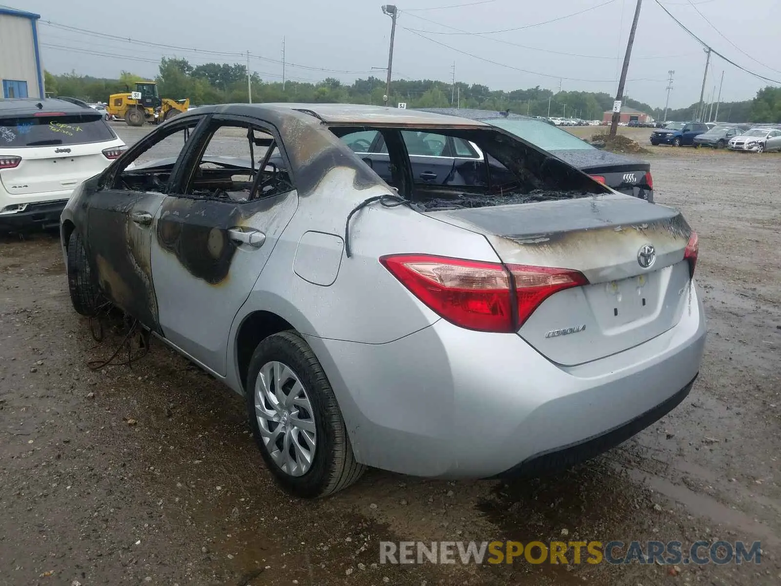 3 Photograph of a damaged car 2T1BURHE0KC241664 TOYOTA COROLLA 2019