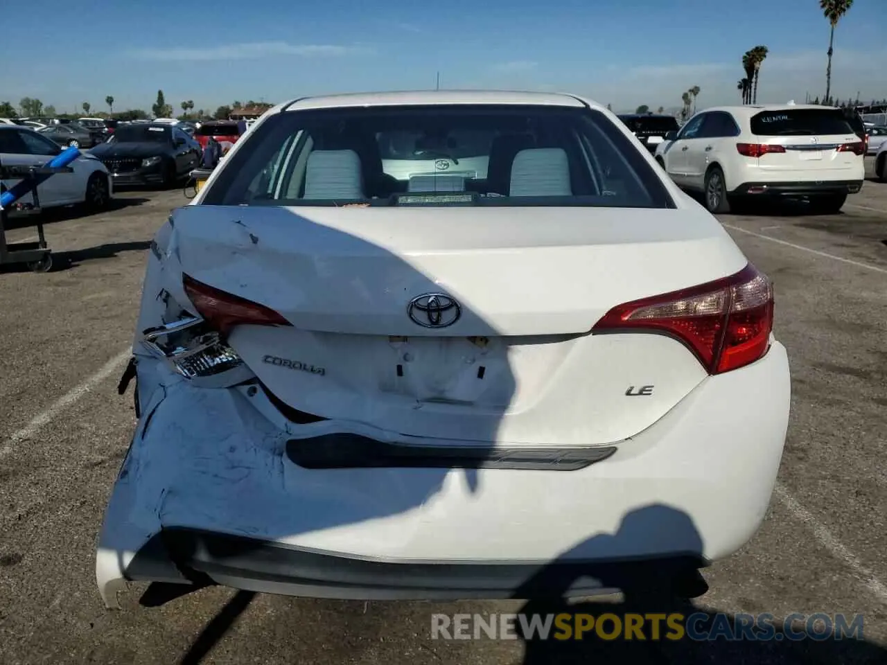 6 Photograph of a damaged car 2T1BURHE1KC127320 TOYOTA COROLLA 2019