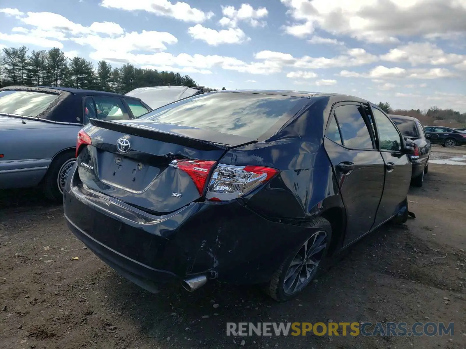 4 Photograph of a damaged car 2T1BURHE1KC127589 TOYOTA COROLLA 2019