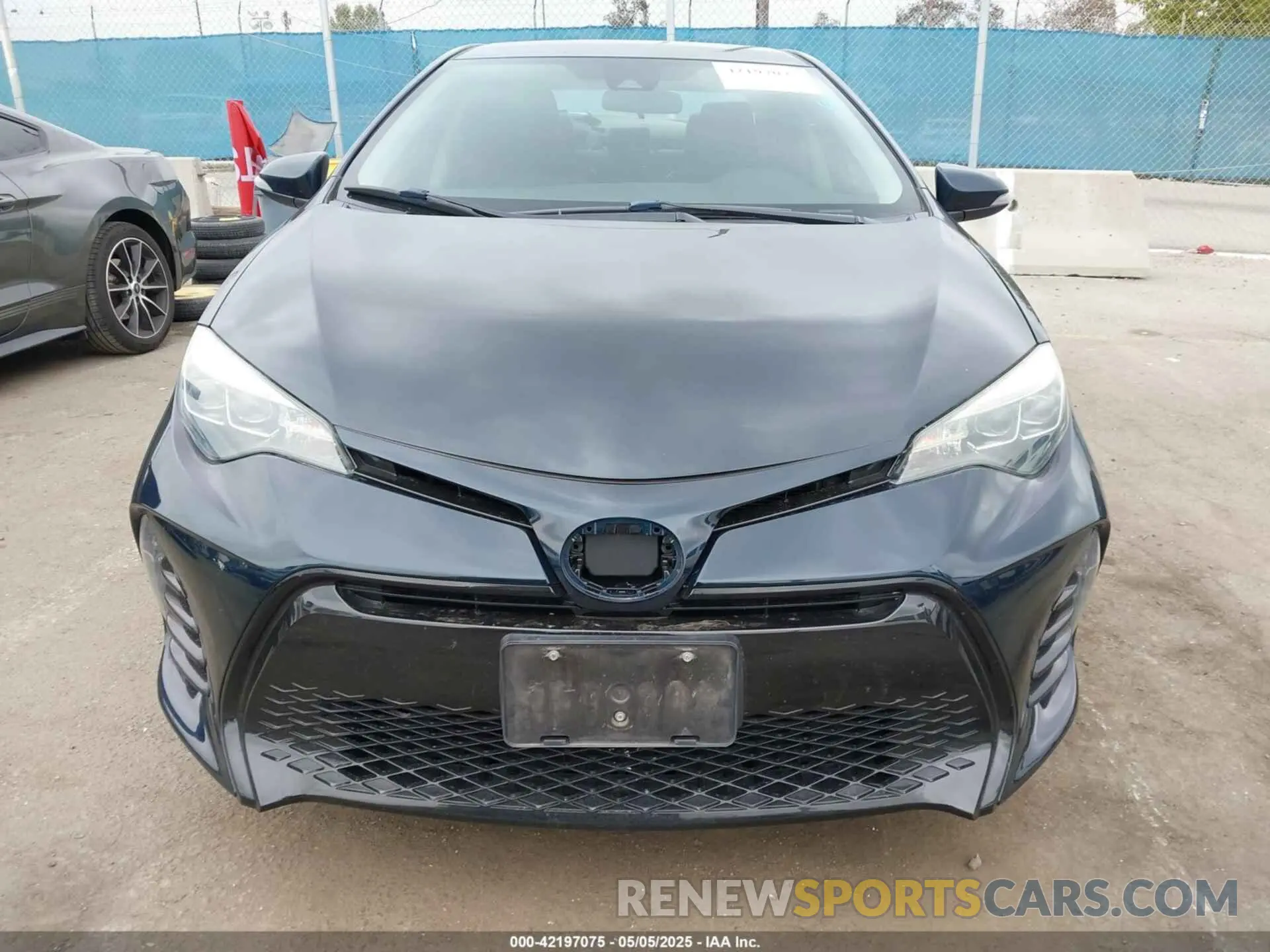 12 Photograph of a damaged car 2T1BURHE1KC132906 TOYOTA COROLLA 2019
