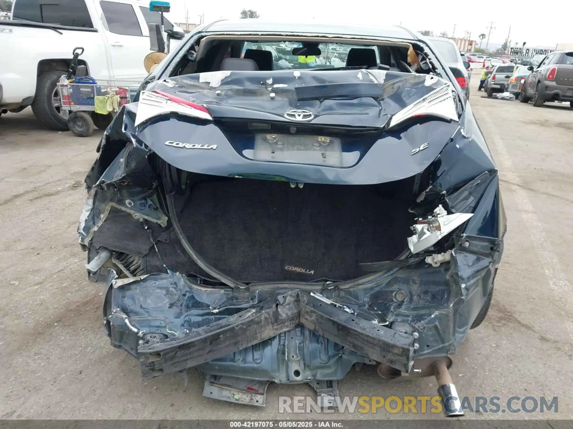 16 Photograph of a damaged car 2T1BURHE1KC132906 TOYOTA COROLLA 2019