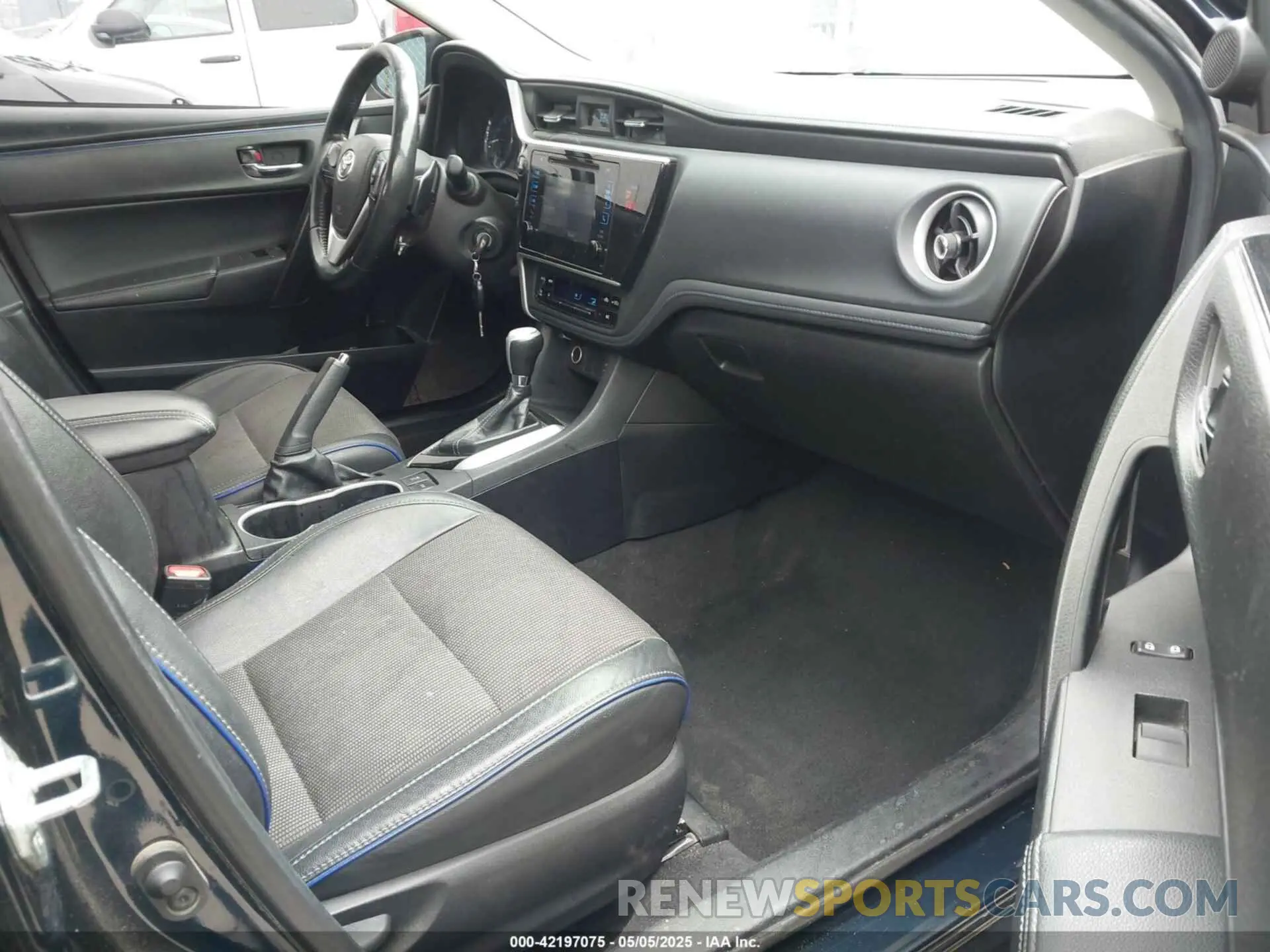 5 Photograph of a damaged car 2T1BURHE1KC132906 TOYOTA COROLLA 2019