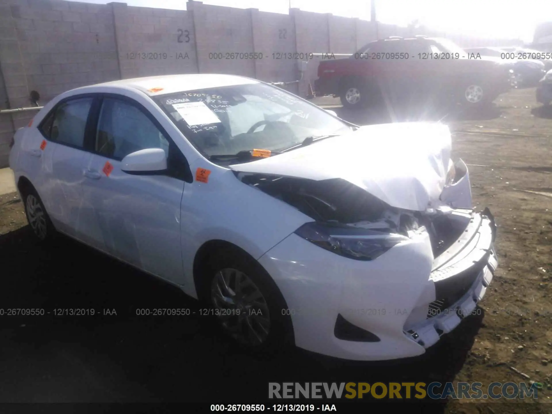 1 Photograph of a damaged car 2T1BURHE1KC137717 TOYOTA COROLLA 2019