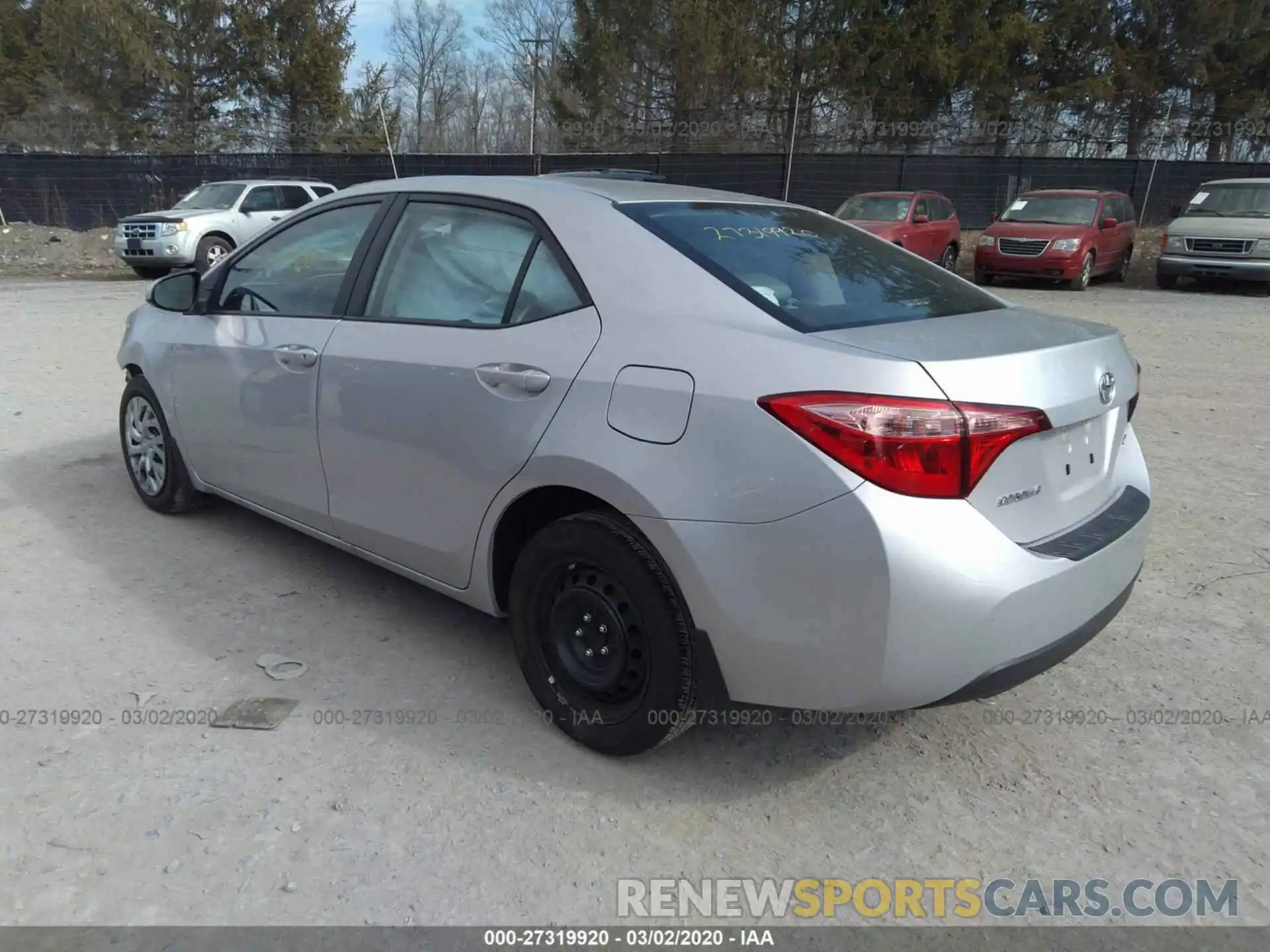 3 Photograph of a damaged car 2T1BURHE1KC138947 TOYOTA COROLLA 2019